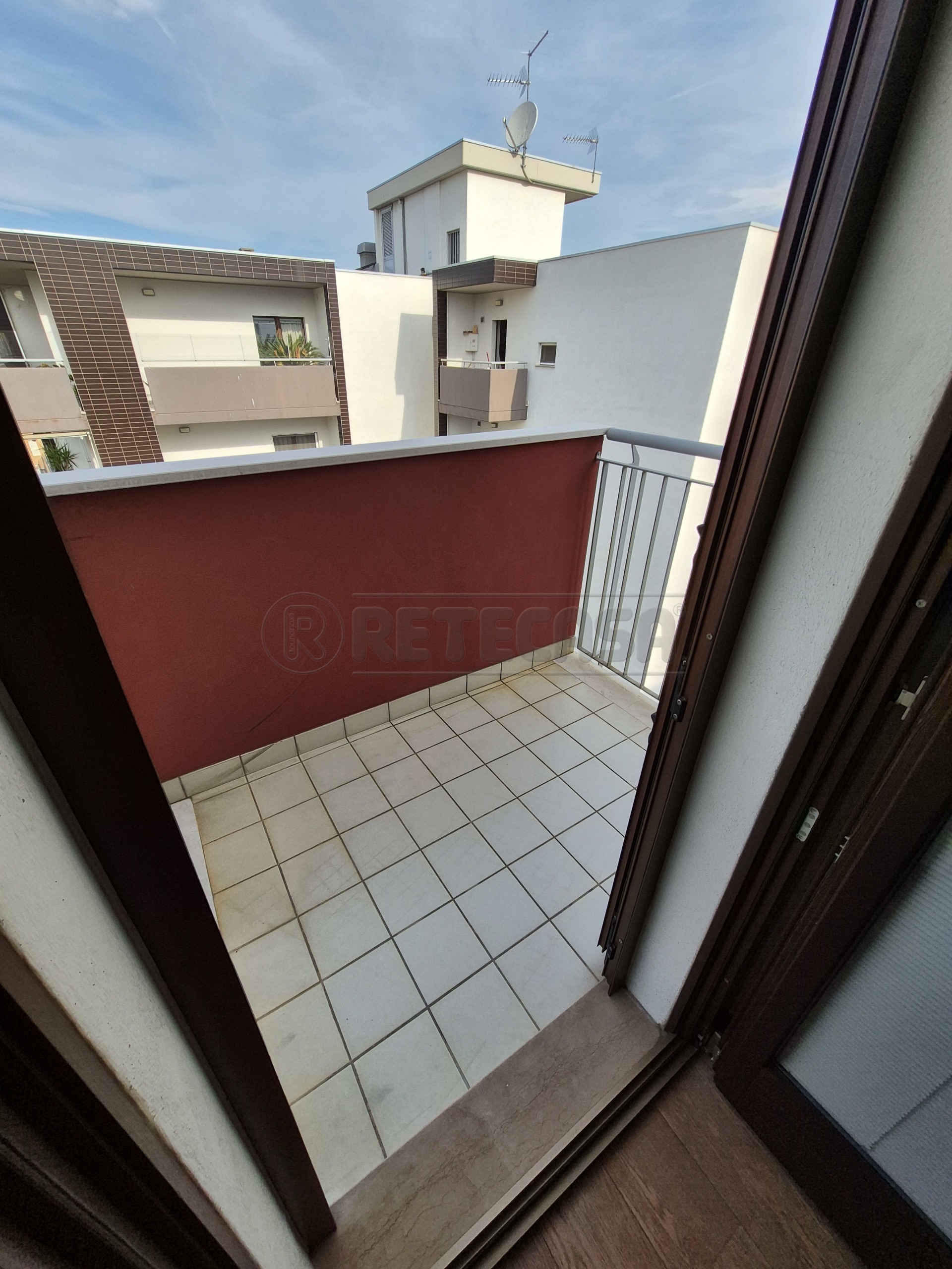 Quadrilocale con terrazzo in via almirante 2, Montesilvano