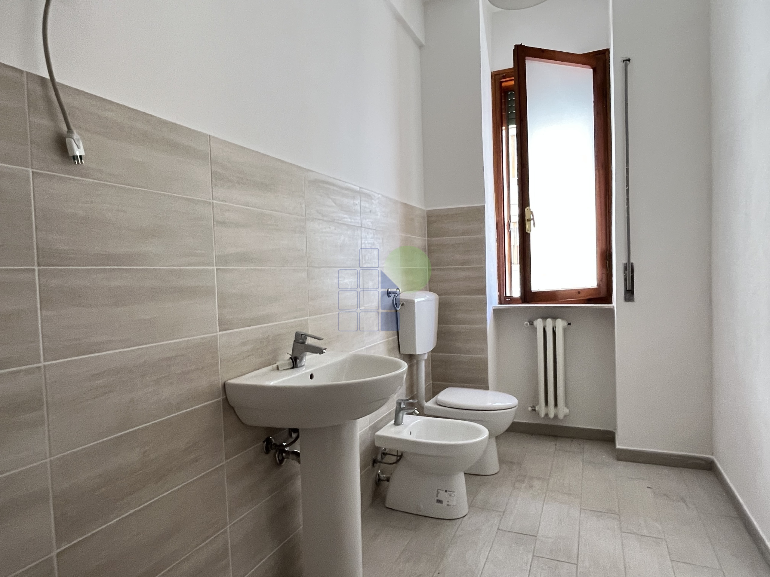 Ufficio in affitto in via monte grappa 15, Livorno