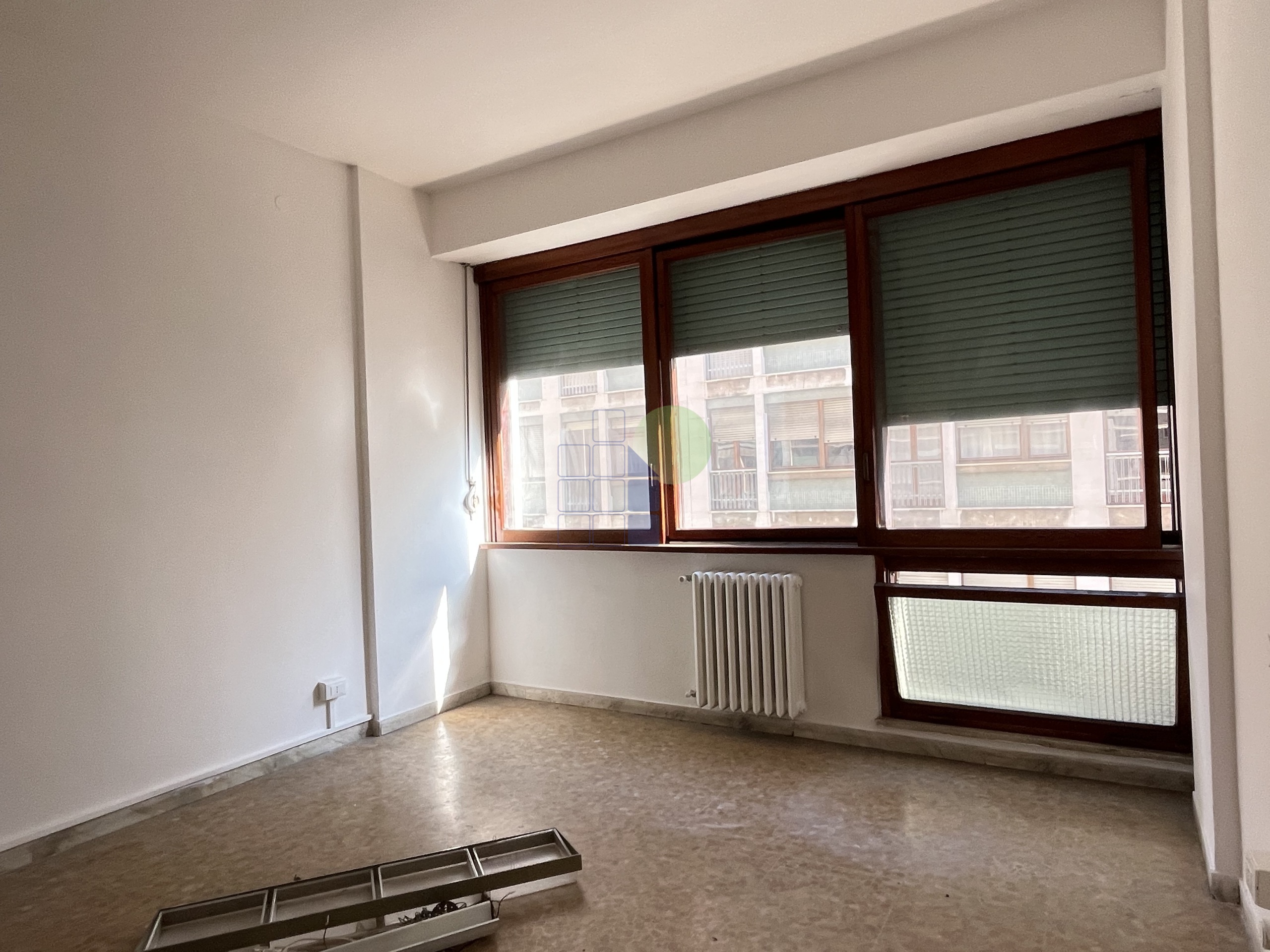 Ufficio in affitto in via monte grappa 15, Livorno