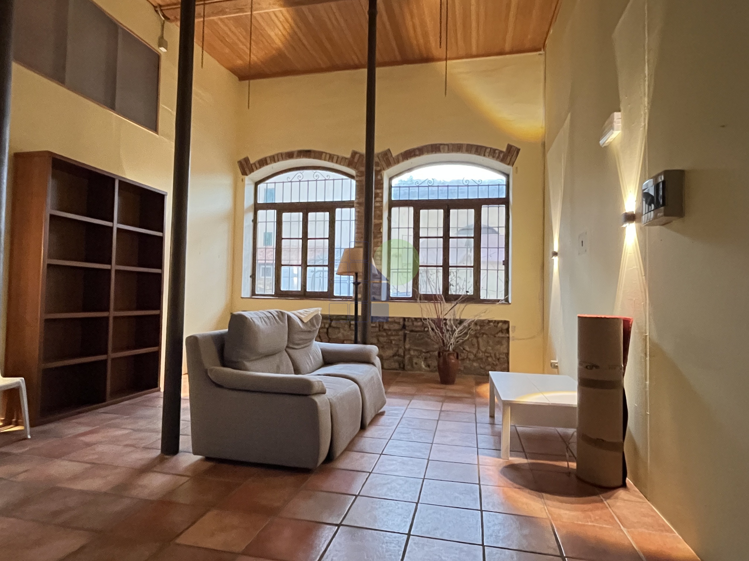 Magazzino in affitto in via marco mastacchi 100, Livorno