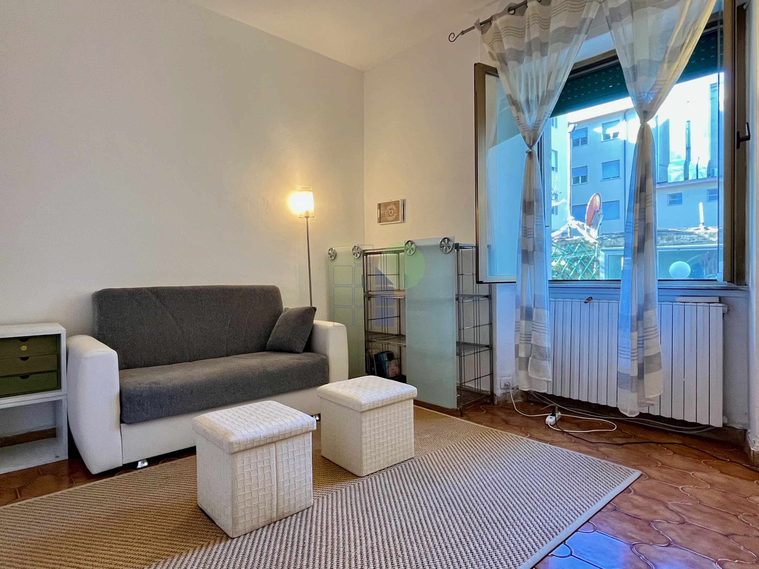 Trilocale con giardino in via montebello 55, Livorno