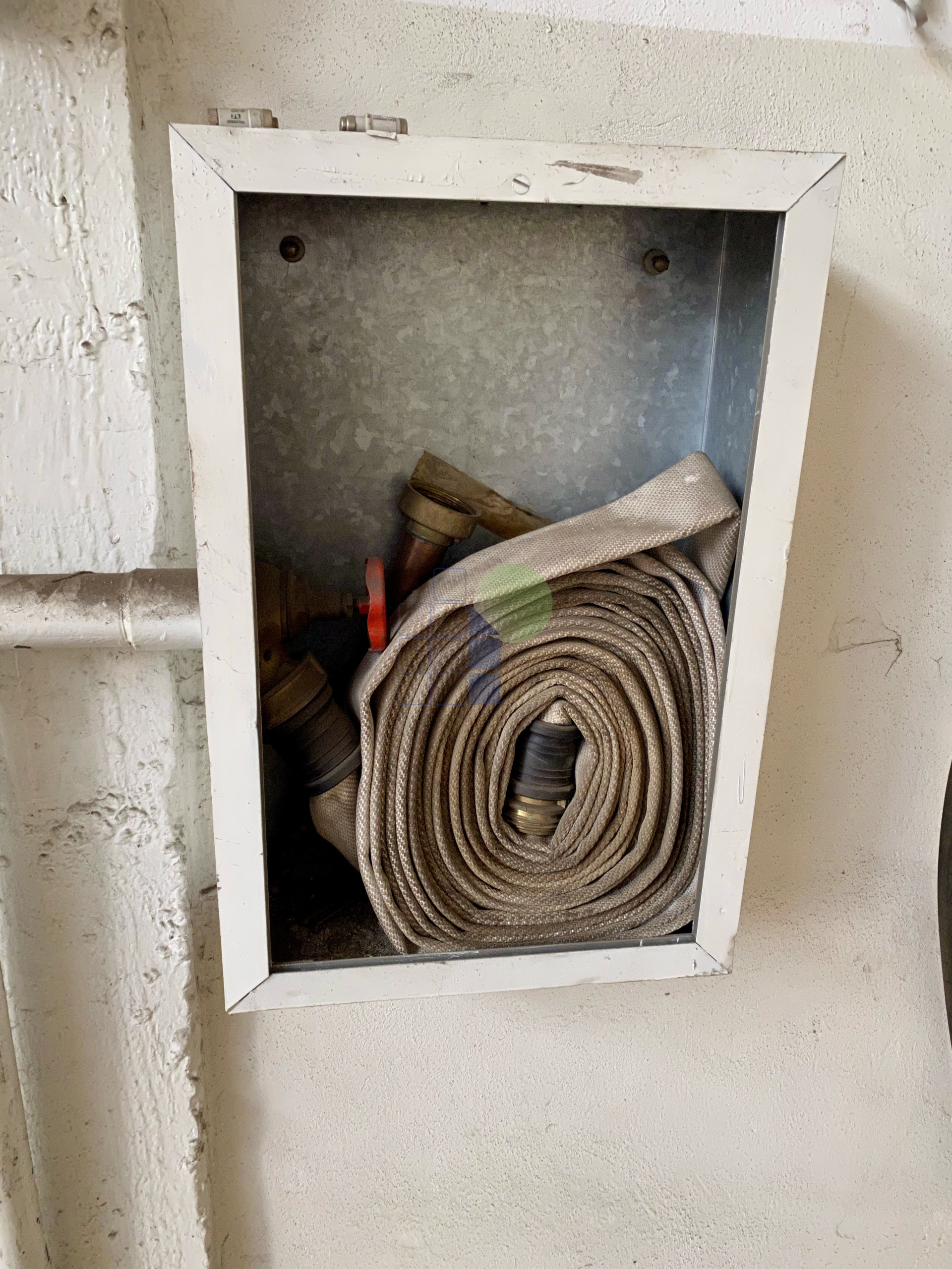 Capannone in vendita in via aurelio nicolodi 45, Livorno