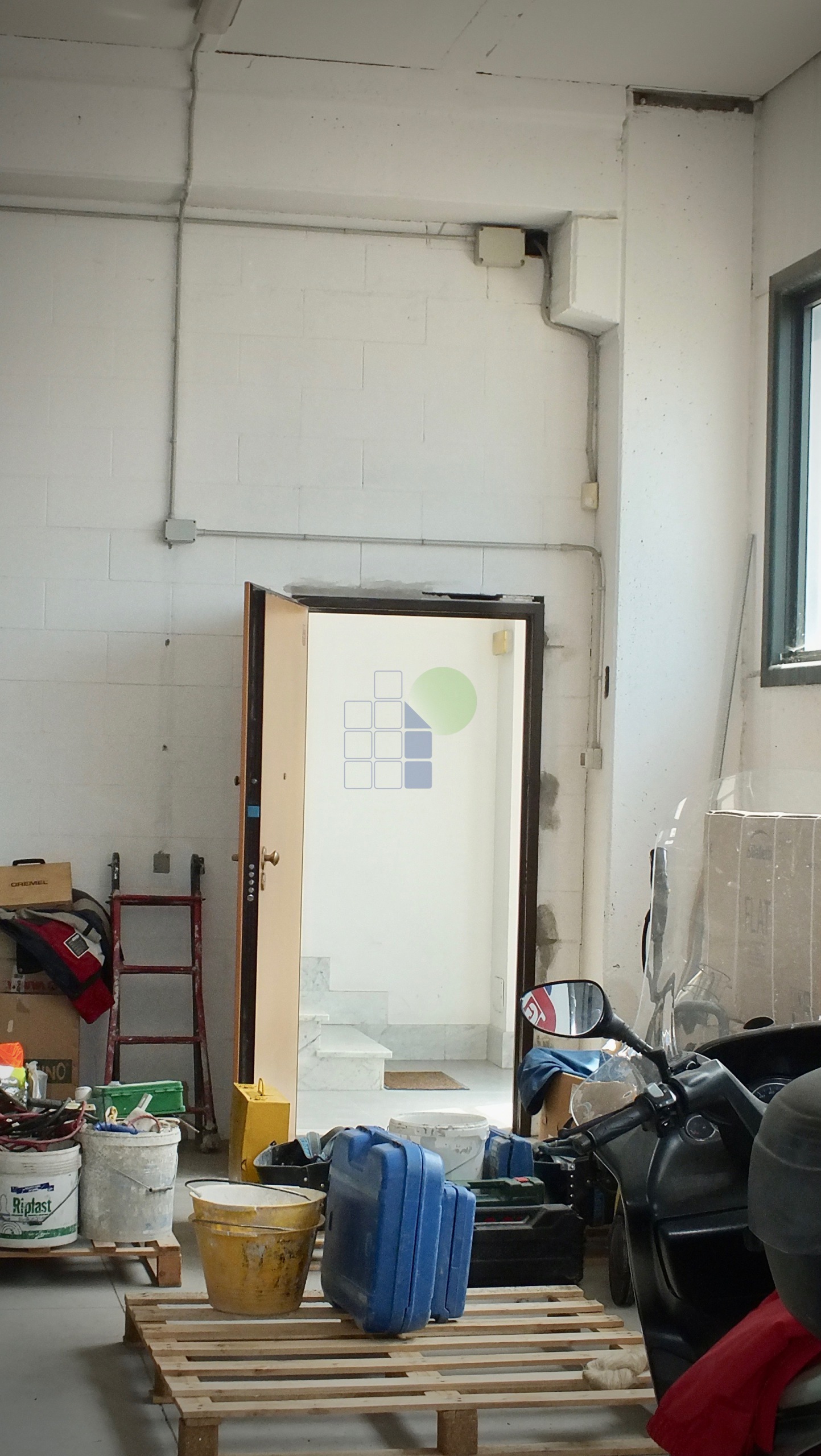 Capannone in affitto in via guarini 33, Livorno