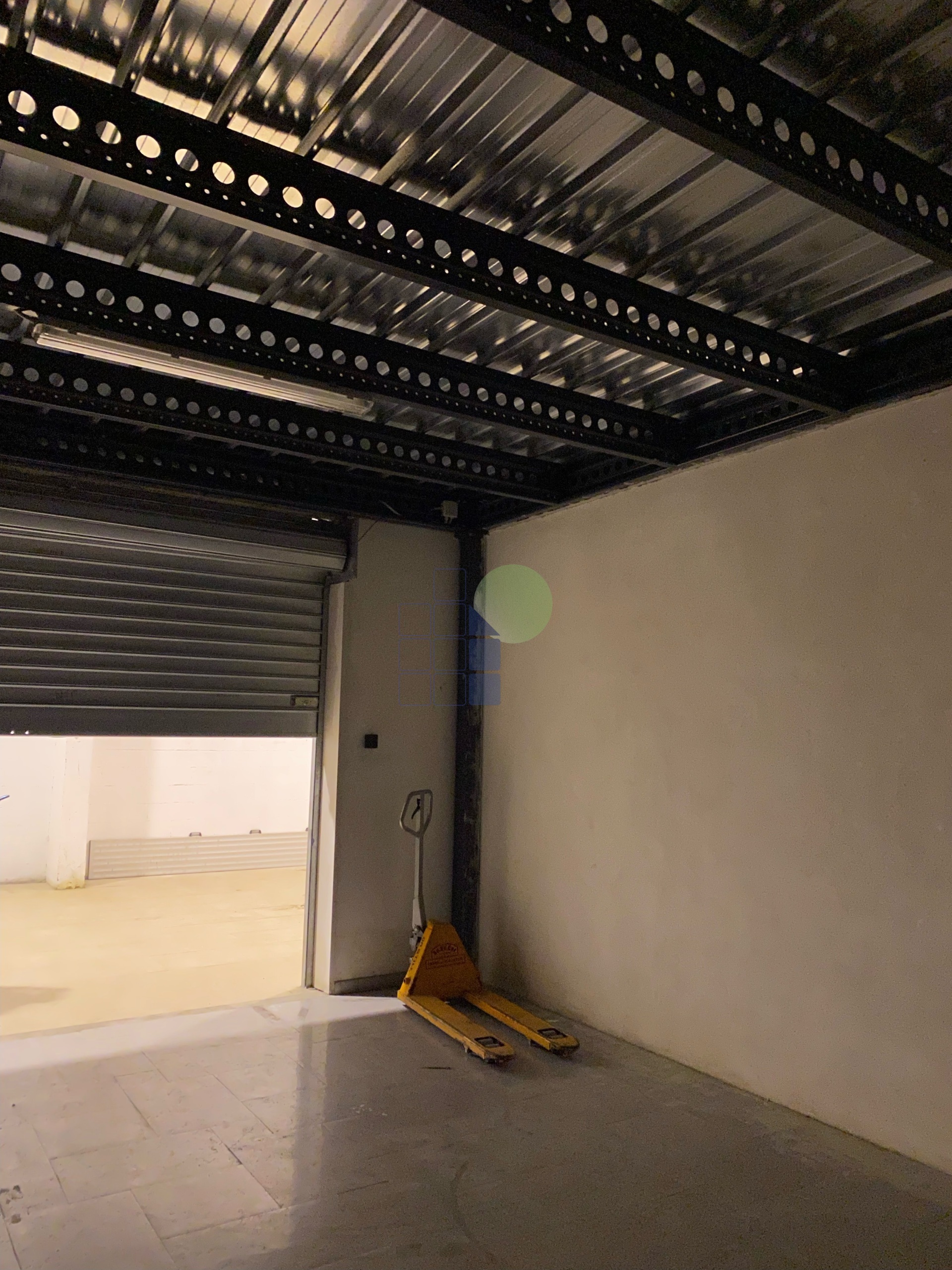 Magazzino in affitto in via pian di rota 22, Livorno