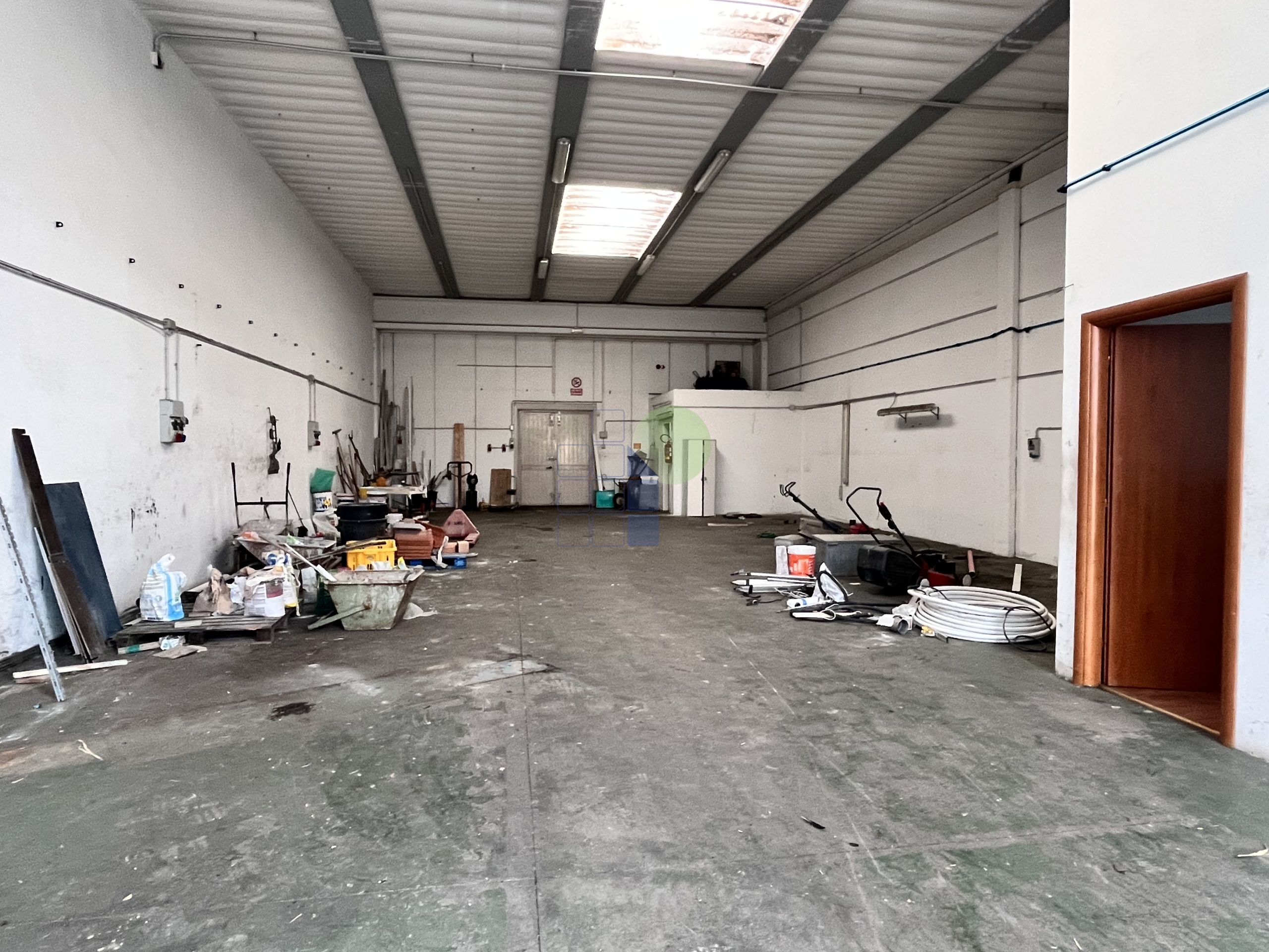 Capannone in affitto in via razzaguta 32, Livorno