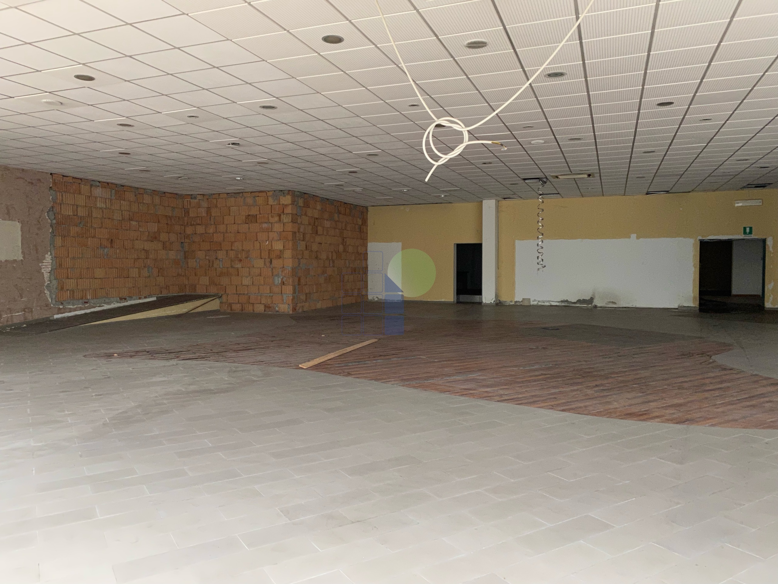 Capannone da ristrutturare in via dei materassai 13, Livorno