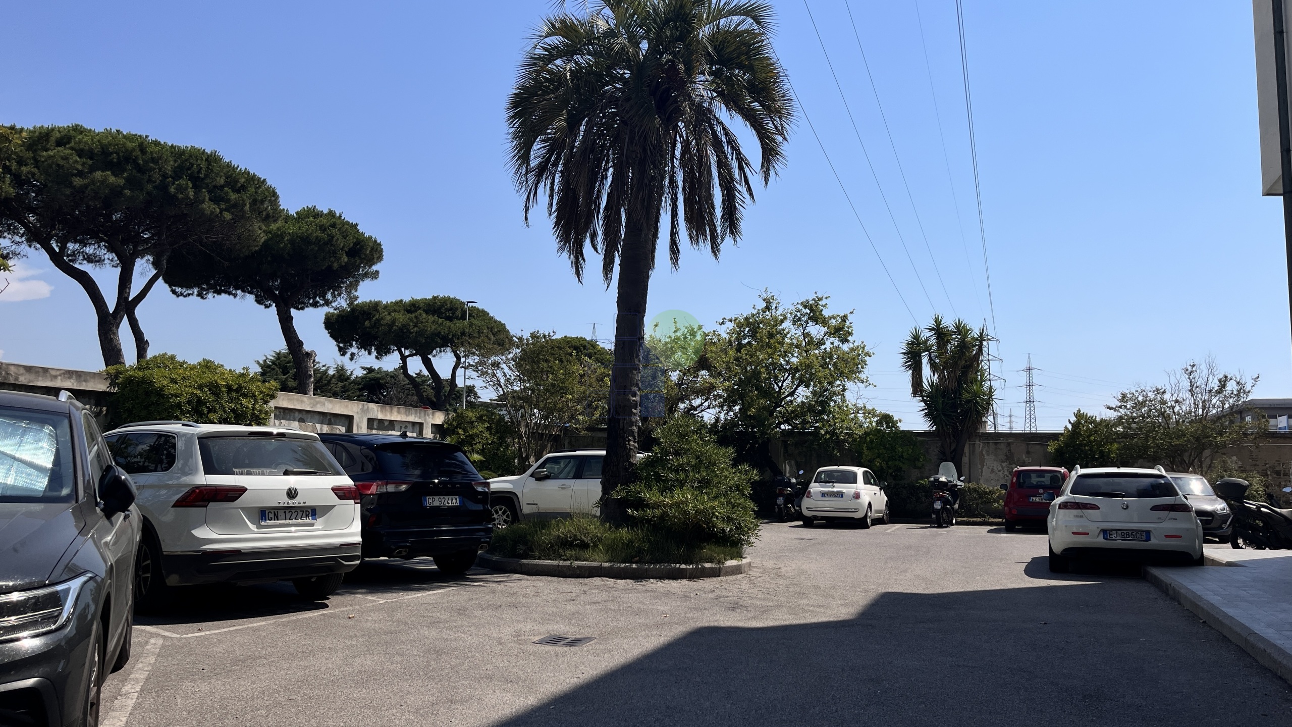 Ufficio in affitto in via l. da vinci 35, Livorno