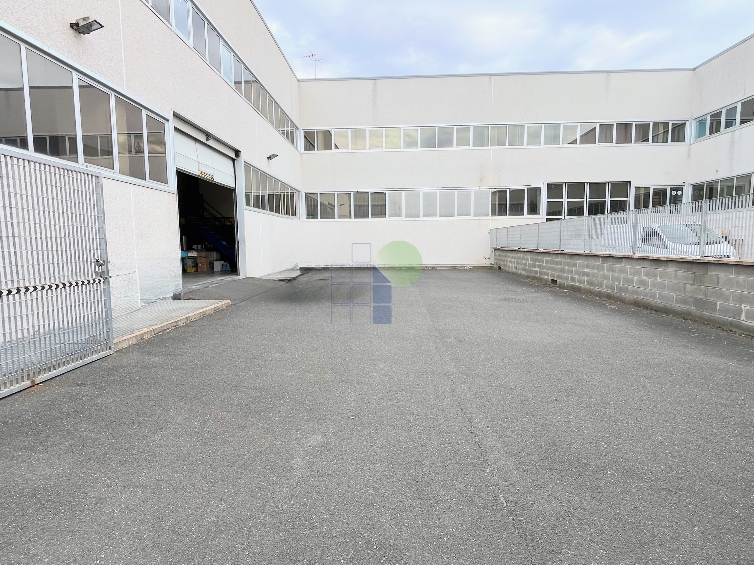 Capannone da ristrutturare in via degli arrotini 12, Livorno
