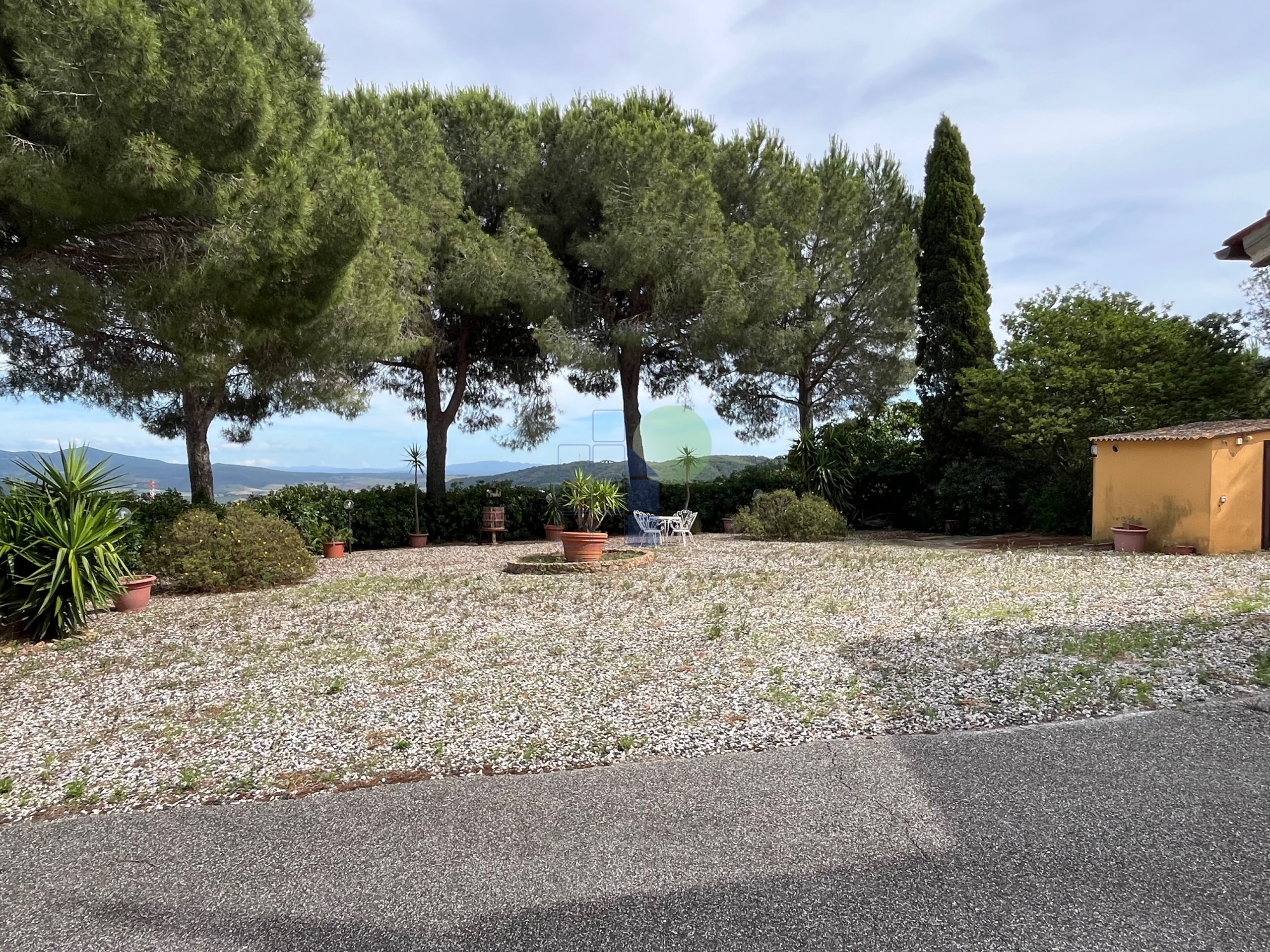 Rustico con giardino in via traversa livornese 11, Rosignano Marittimo