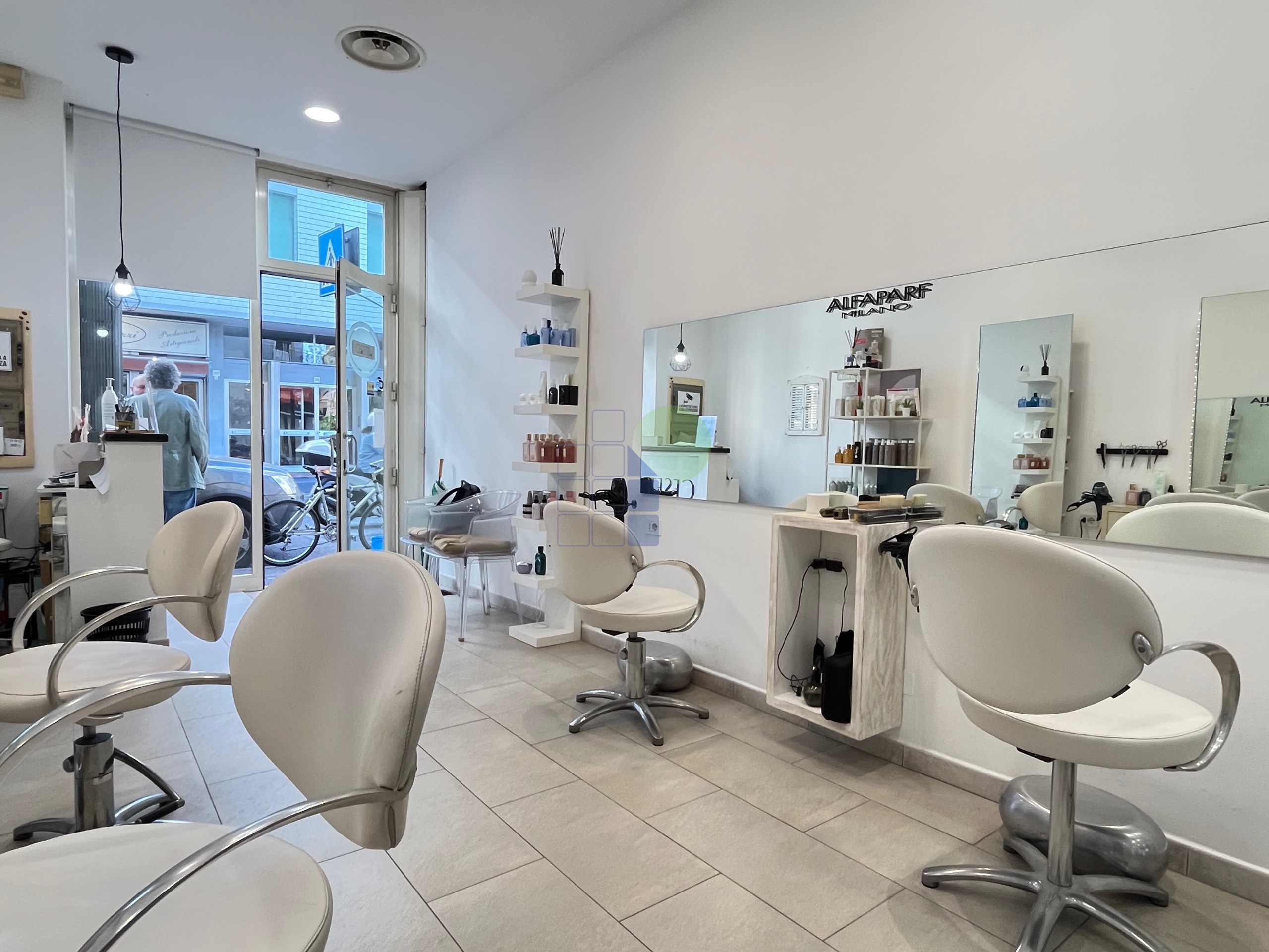 Locale commerciale da ristrutturare in via giovanni marradi 100, Livorno