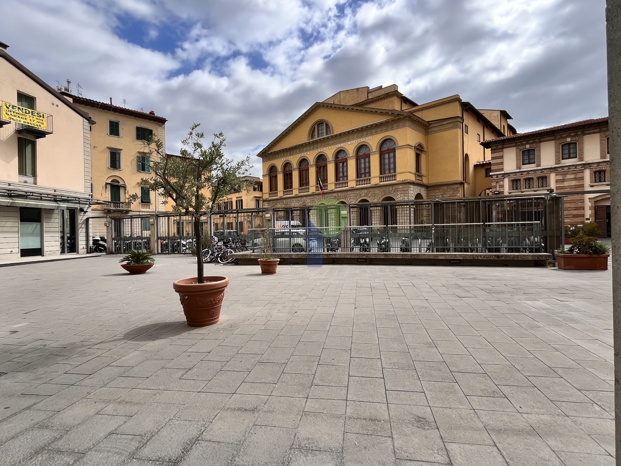 Locale commerciale da ristrutturare in via ricasoli 115, Livorno