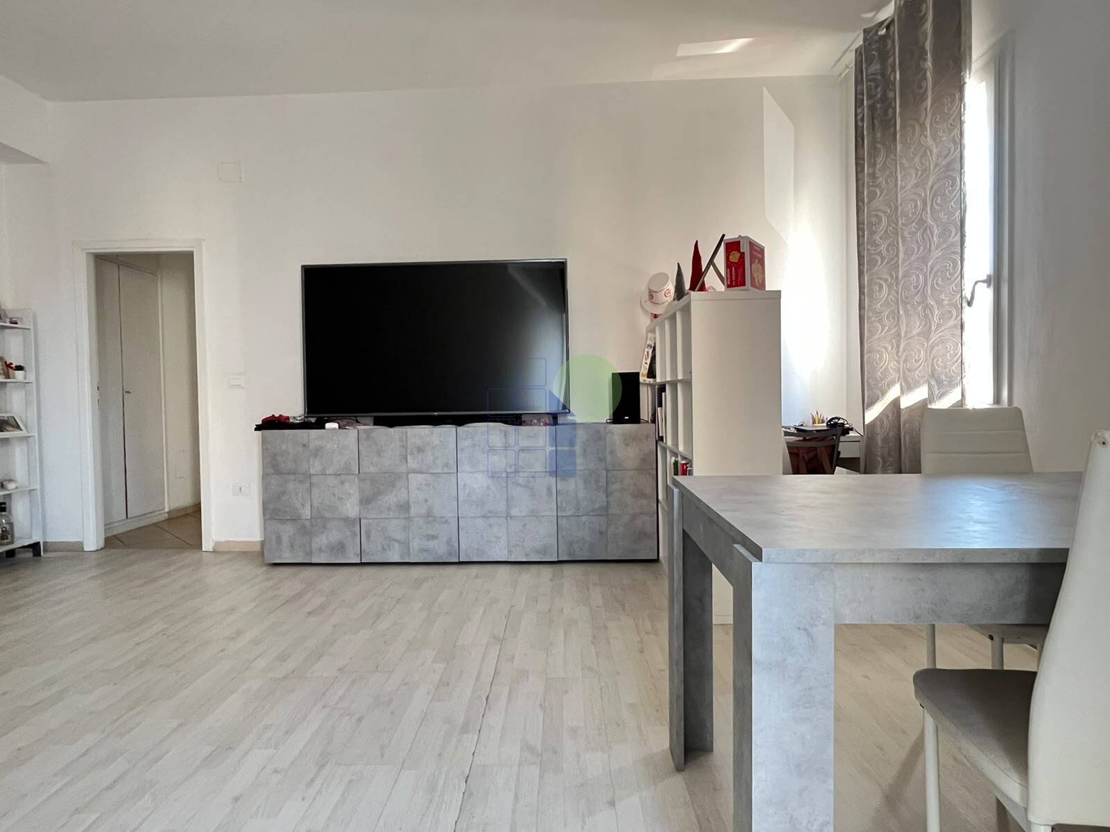 Trilocale da ristrutturare in via roma 89, Livorno