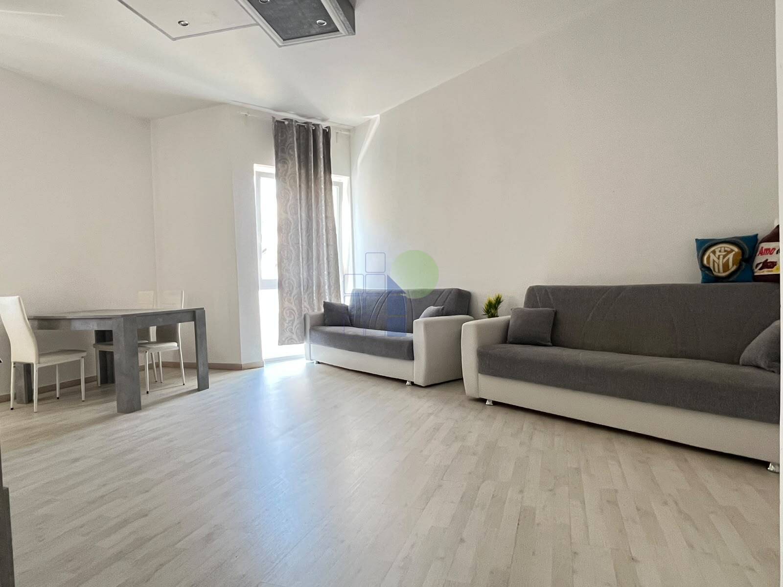 Trilocale da ristrutturare in via roma 89, Livorno