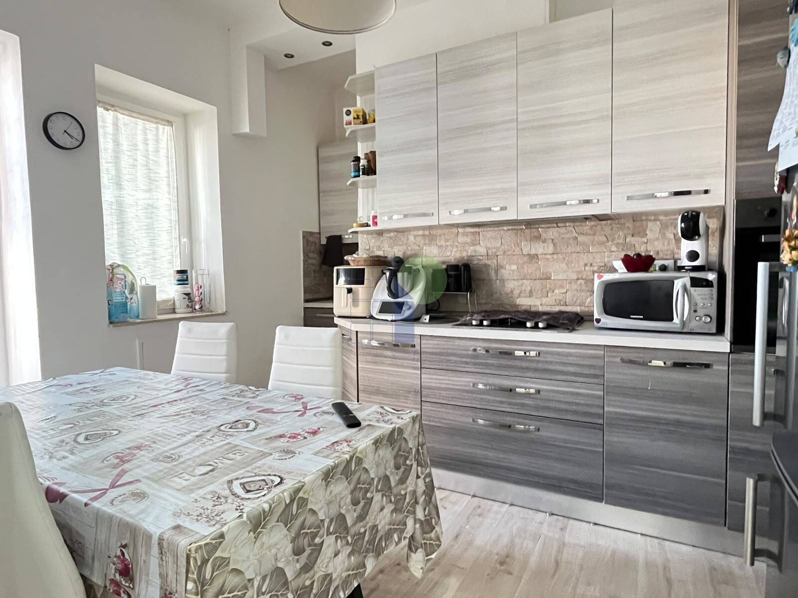 Trilocale da ristrutturare in via roma 89, Livorno