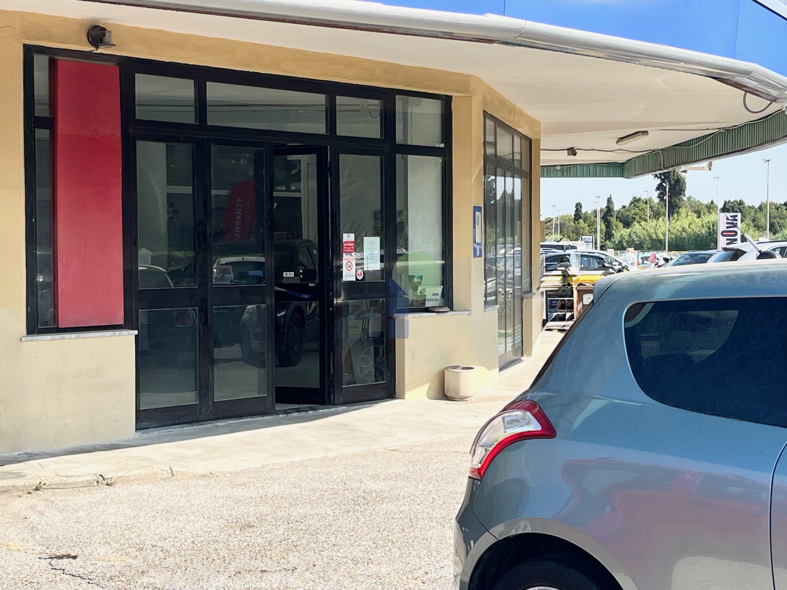 Capannone in affitto in via uberto mondolfi 122, Livorno