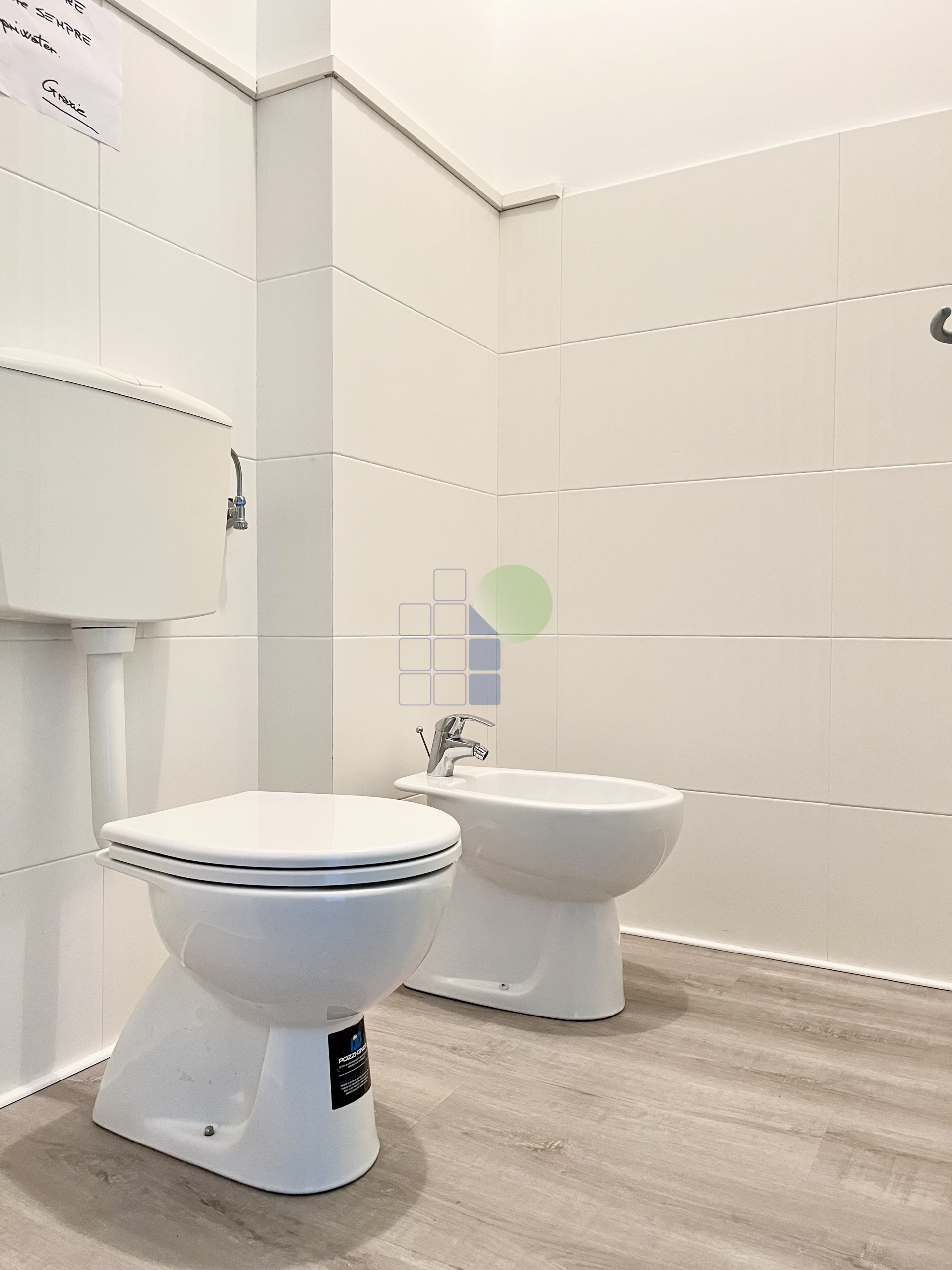 Ufficio in affitto in via aurelio nicolodi 46, Livorno