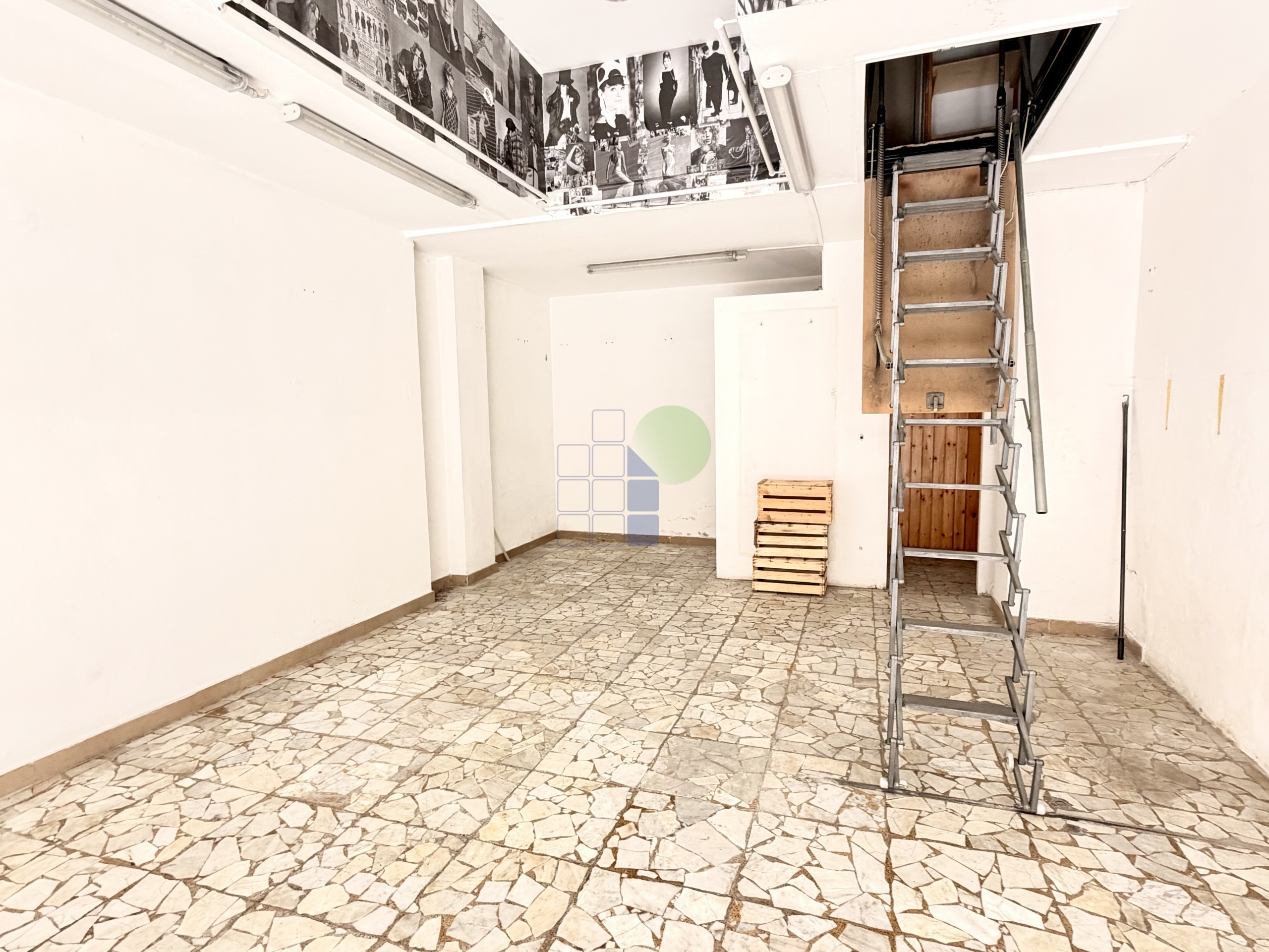 Locale commerciale in affitto a Livorno