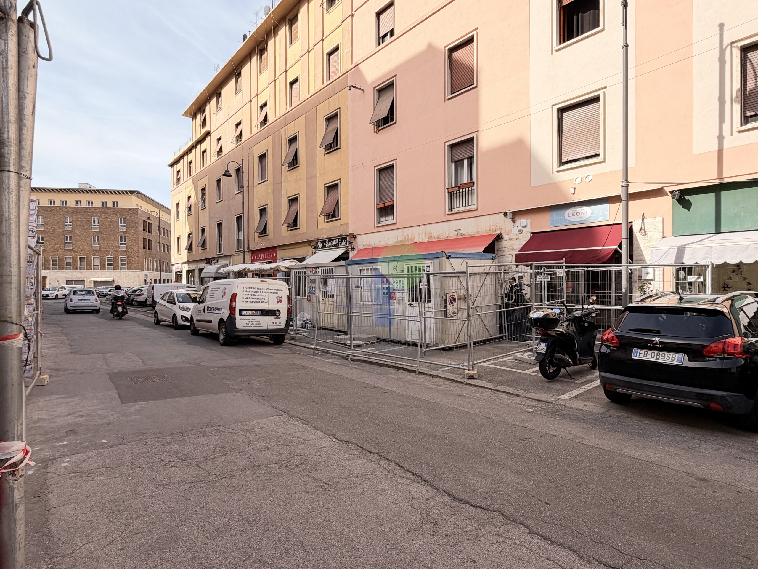 Locale commerciale in affitto in via buontalenti 120, Livorno