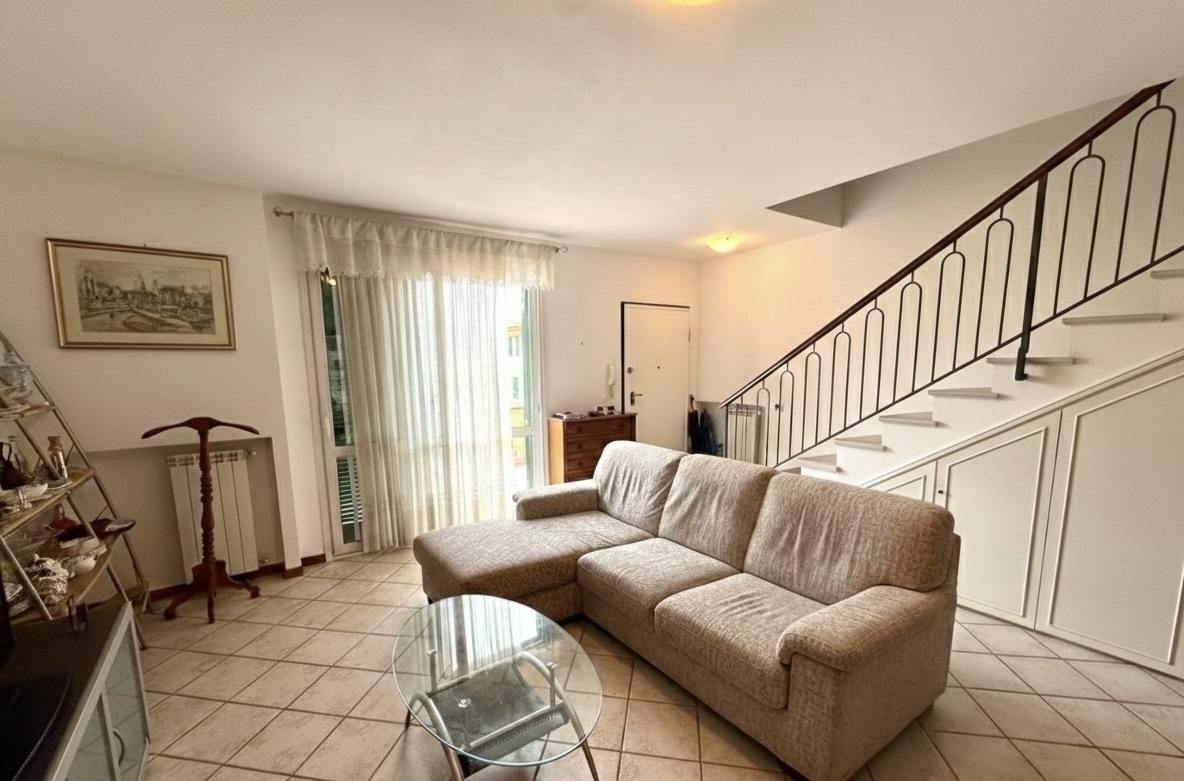 Villetta a schiera con terrazzo in via san francesco, Taggia