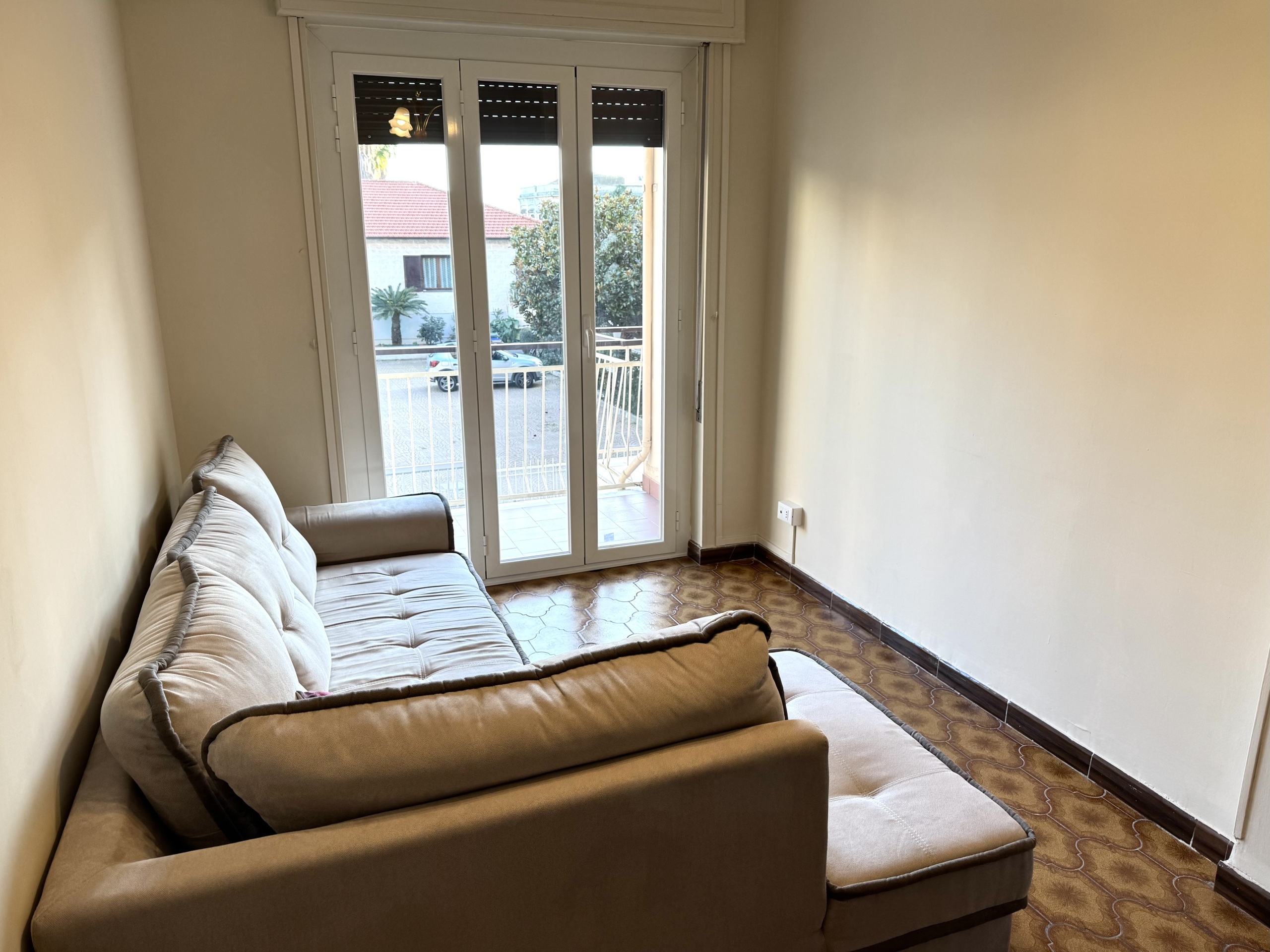 Bilocale in vendita in via nuvolone, Taggia