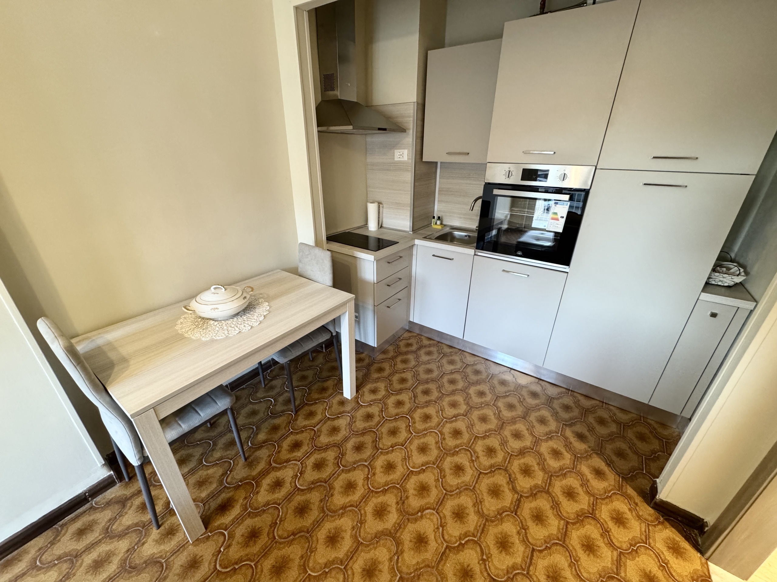 Bilocale in vendita in via nuvolone, Taggia