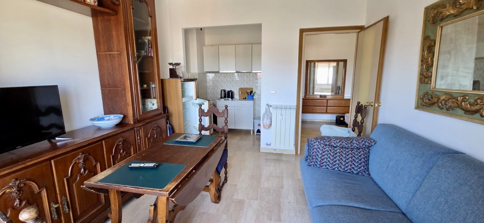 Bilocale vista mare in via san francesco, Taggia