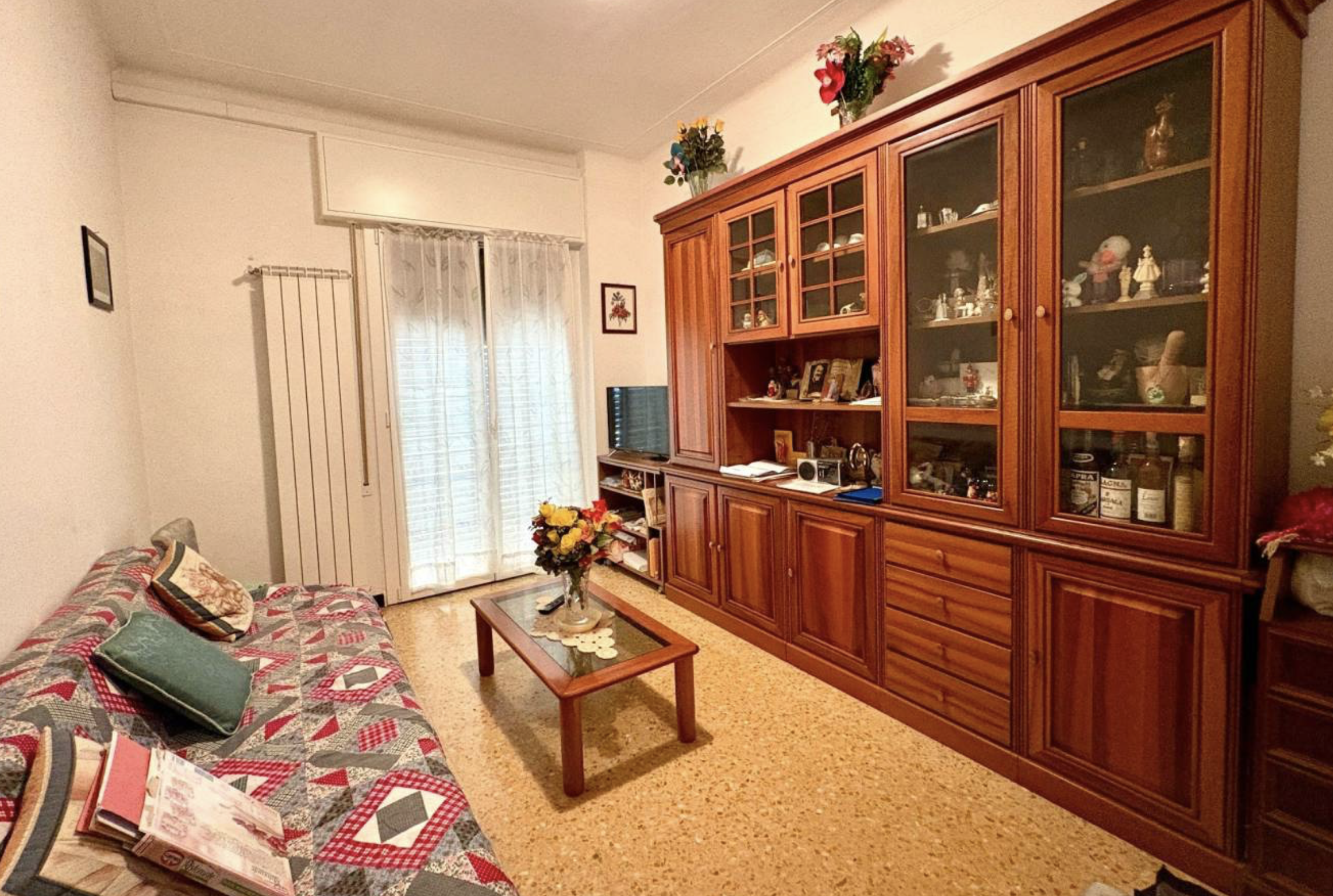 Quadrilocale con terrazzo in via aurelia ponente, Taggia