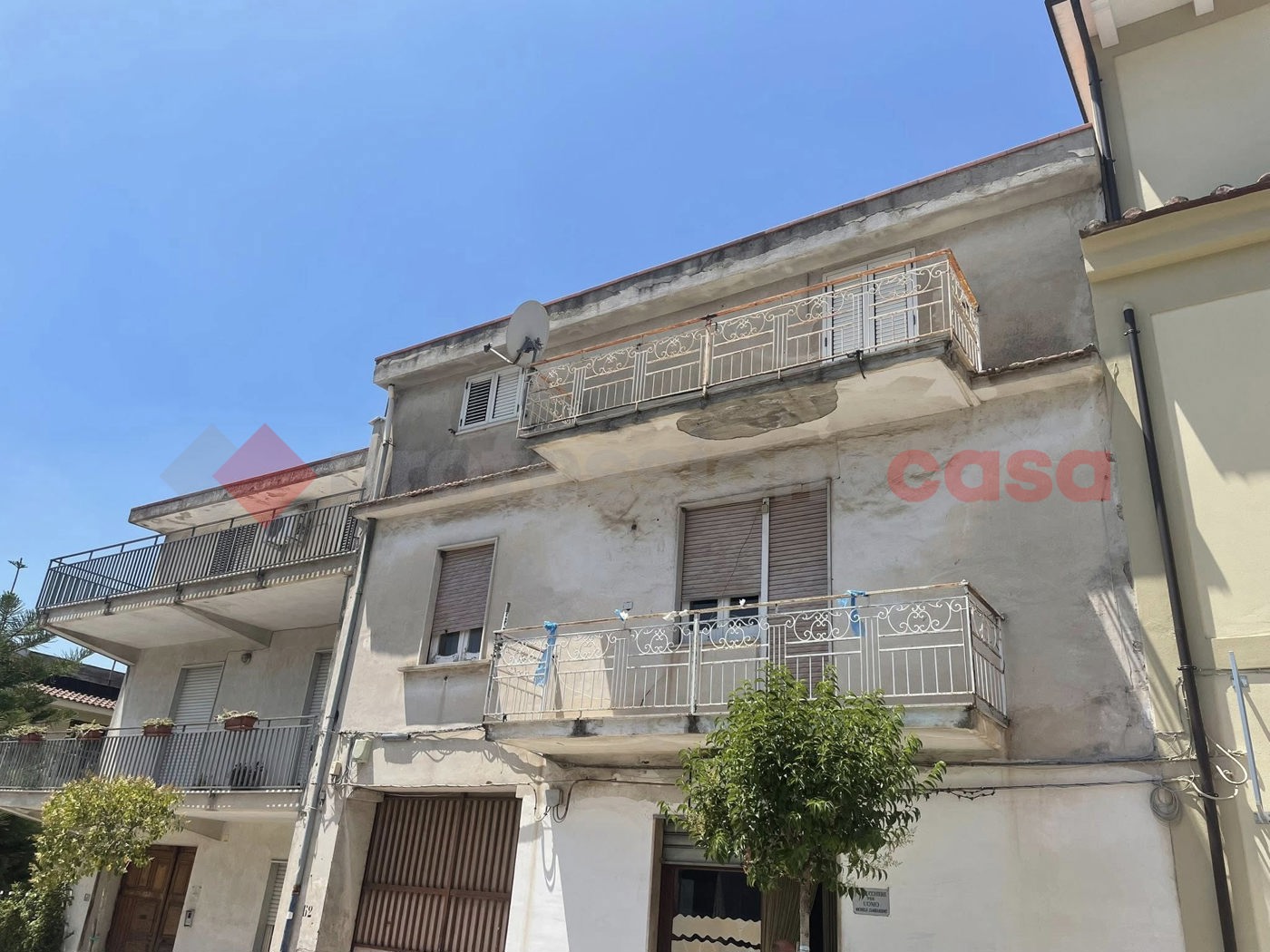 Stabile/Palazzo in vendita a Bellona