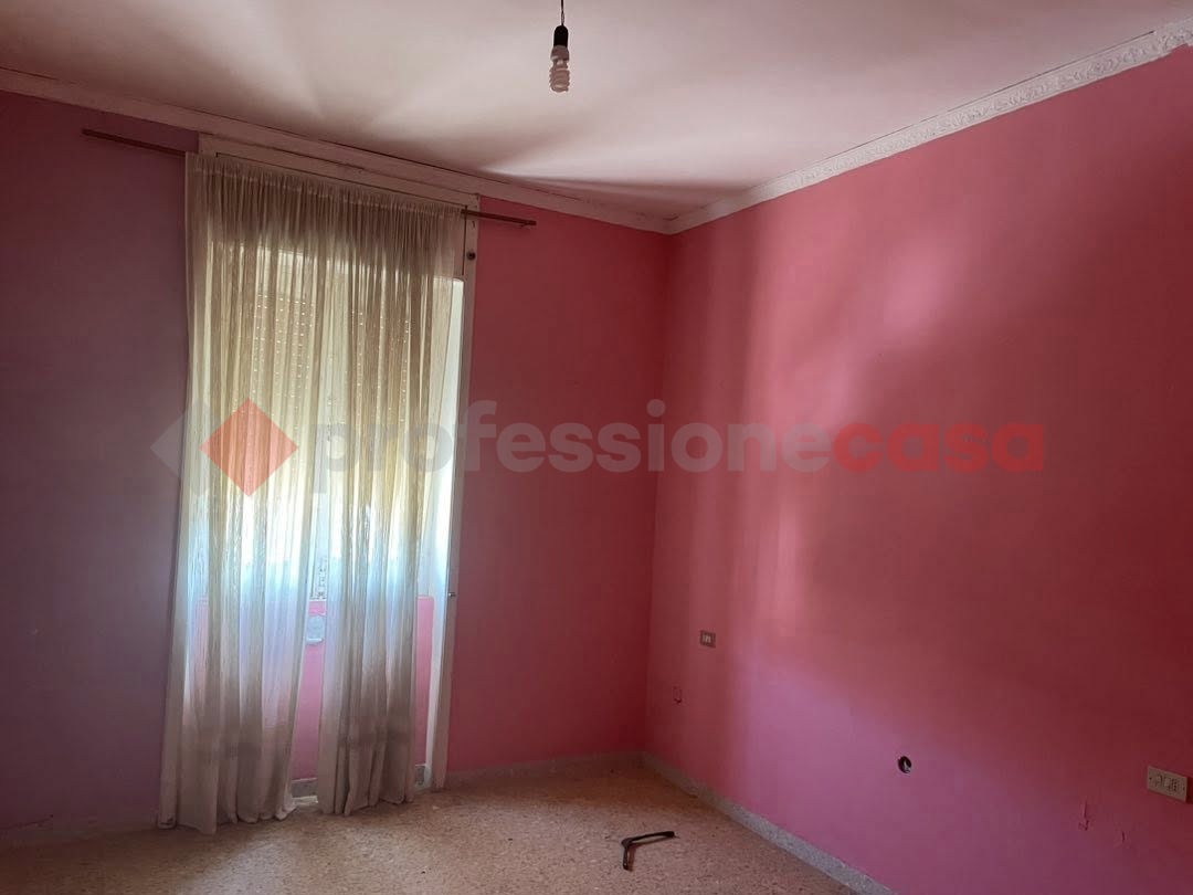 Stabile/Palazzo in vendita a Bellona