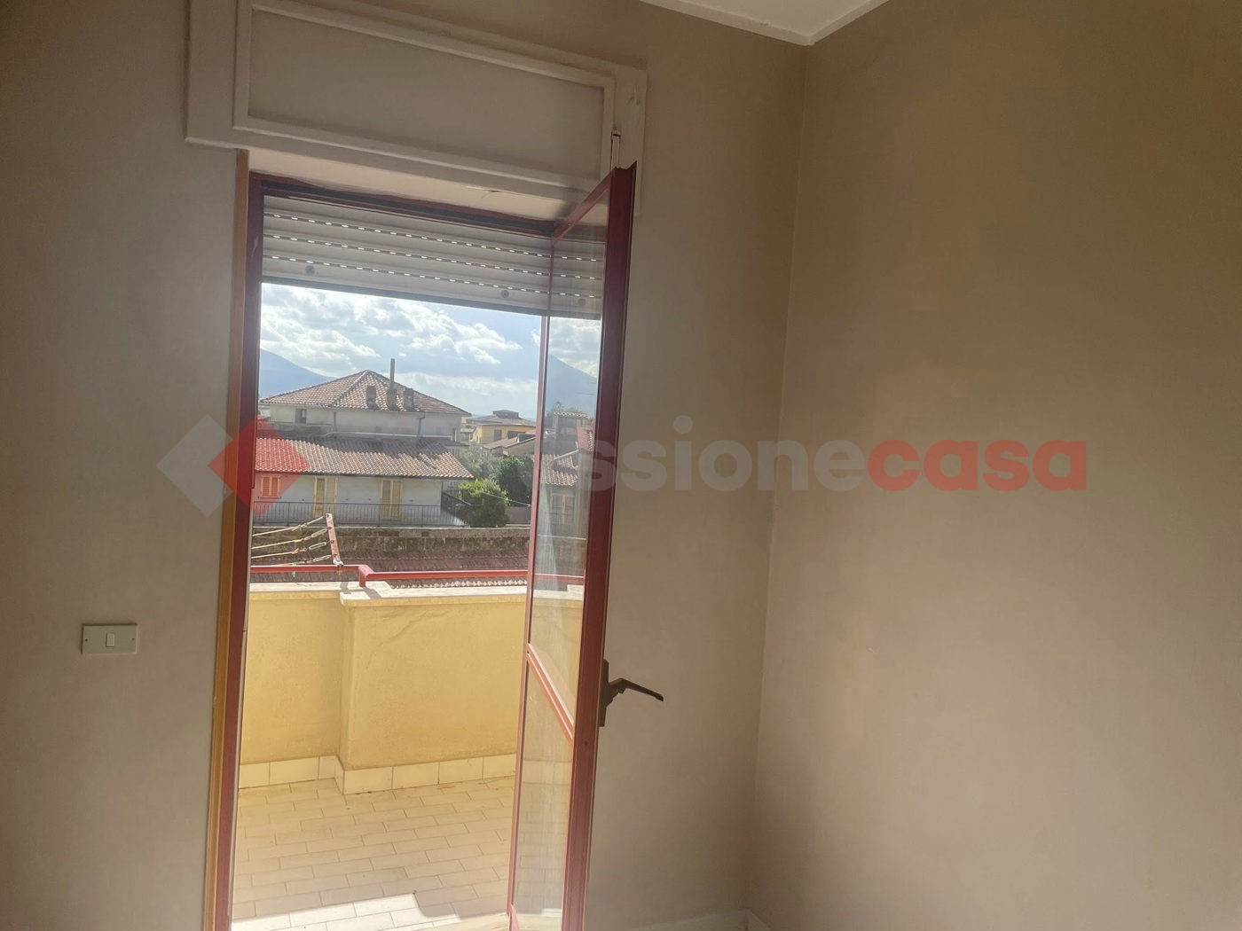 Trilocale in affitto a Vitulazio