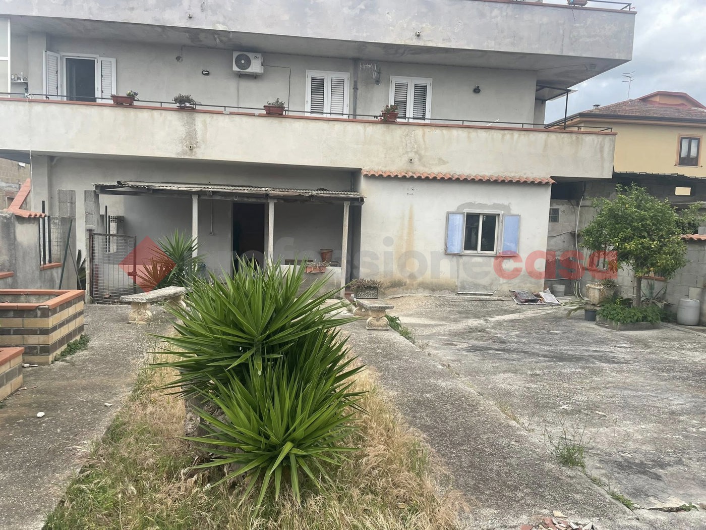 Trilocale da ristrutturare a Vitulazio