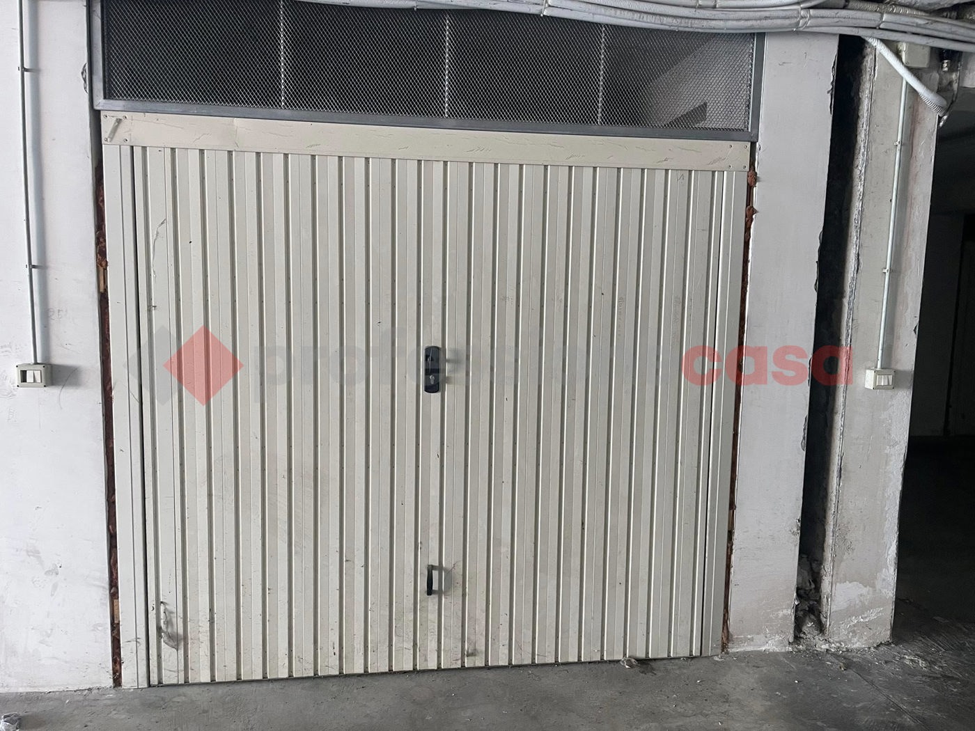 Box/Garage 13mq in vendita a Vitulazio