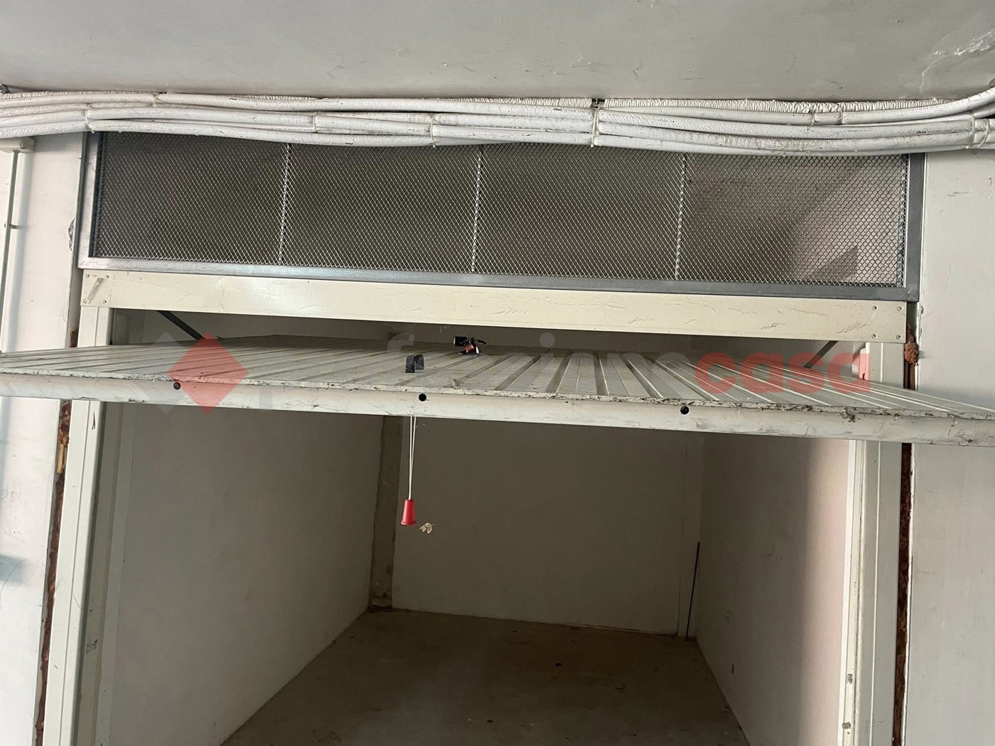 Box/Garage 13mq in vendita a Vitulazio