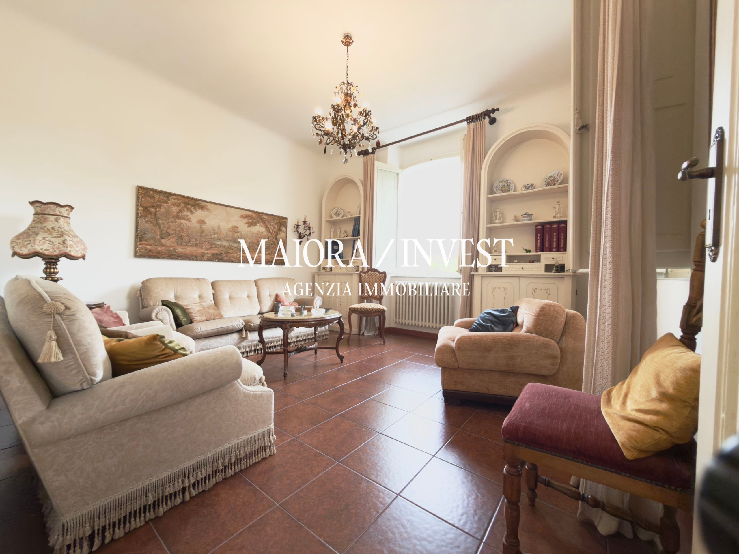 Appartamento con terrazzo in via crucioli, Grottammare