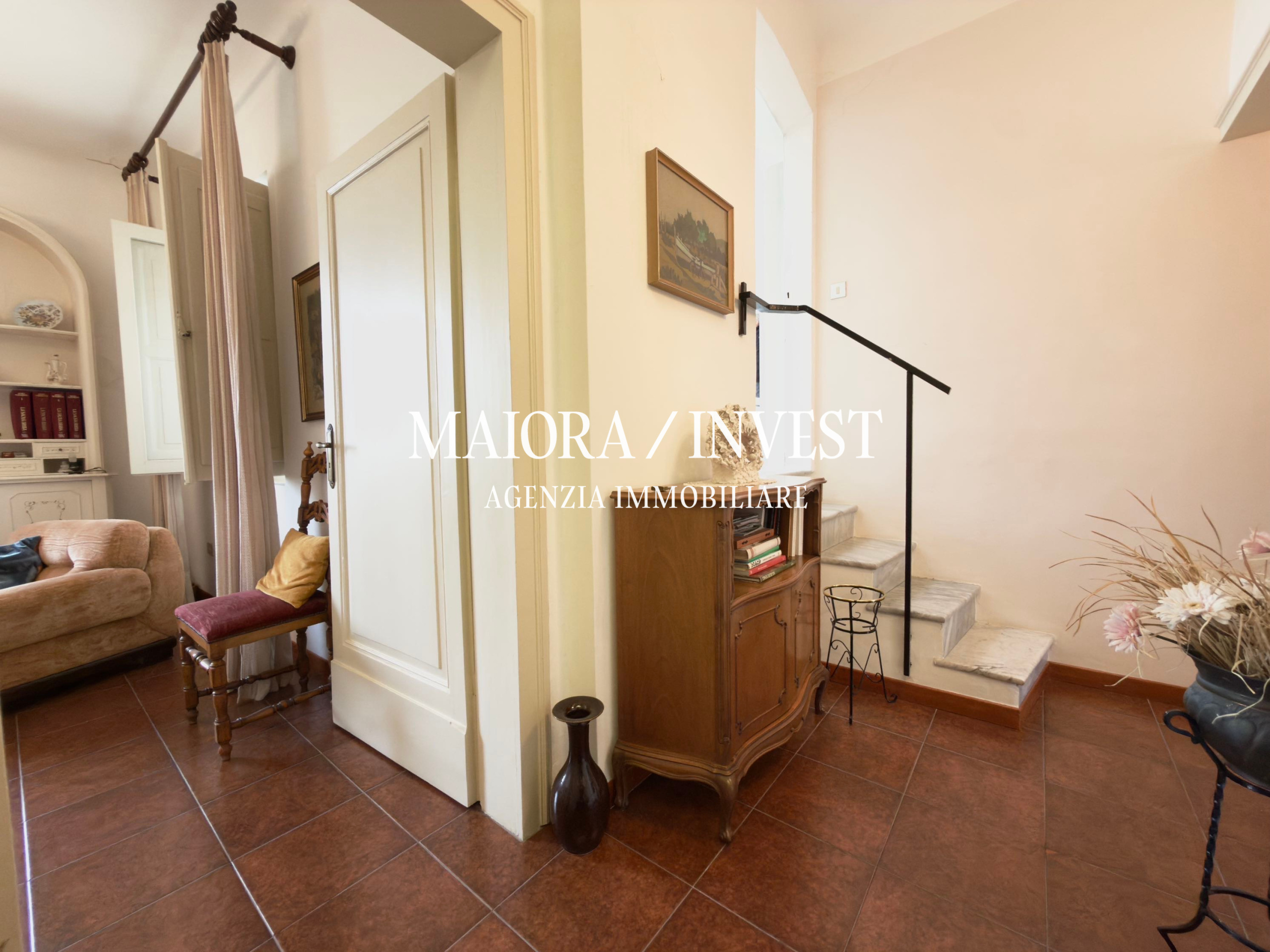 Appartamento con terrazzo in via crucioli, Grottammare