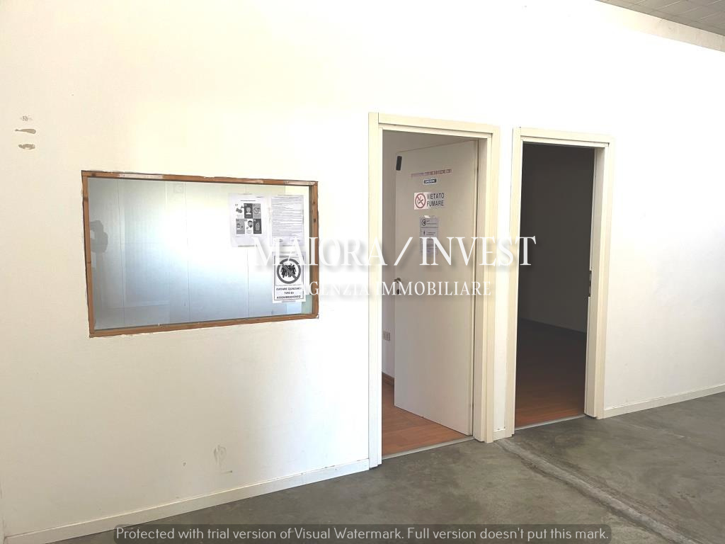 Capannone da ristrutturare in via del lavoro 9, San Benedetto del Tronto