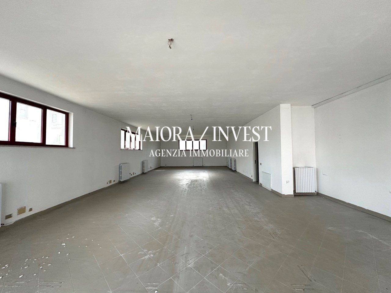 Locale commerciale in affitto a Martinsicuro