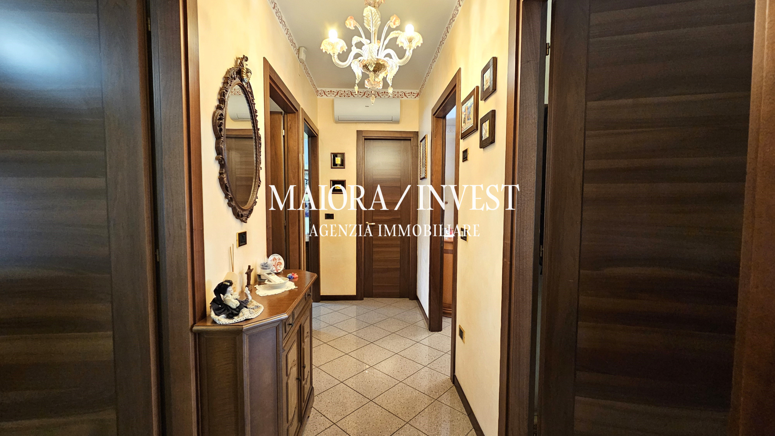 Villa con terrazzo a San Benedetto del Tronto
