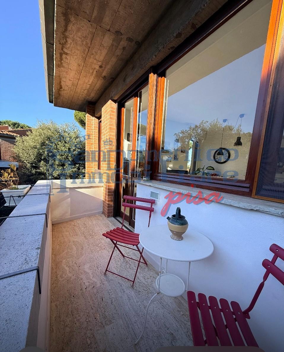 Villa Quadrifamiliari con giardino, Pisa tirrenia