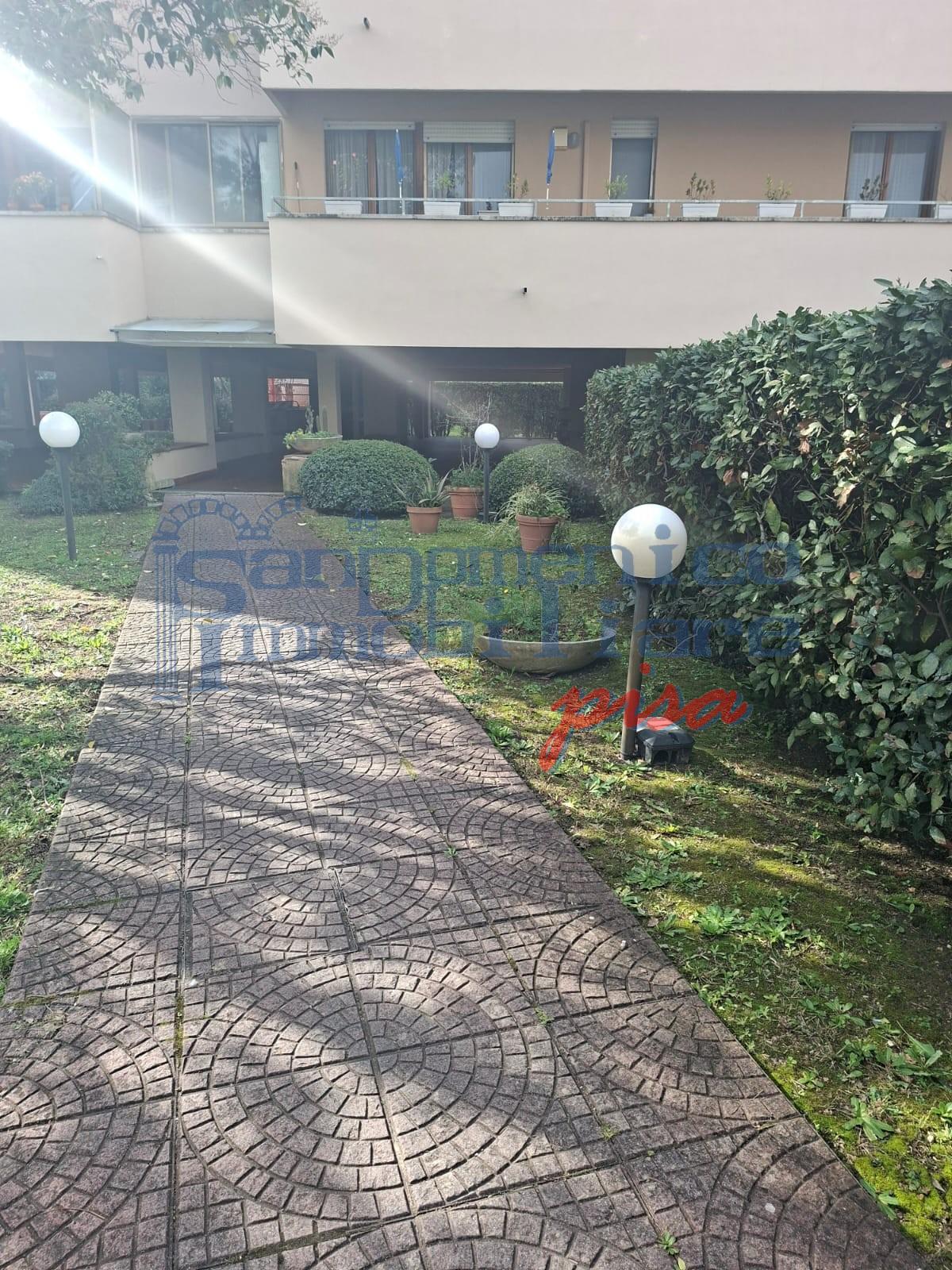 Appartamento con terrazzo, Pisa nova