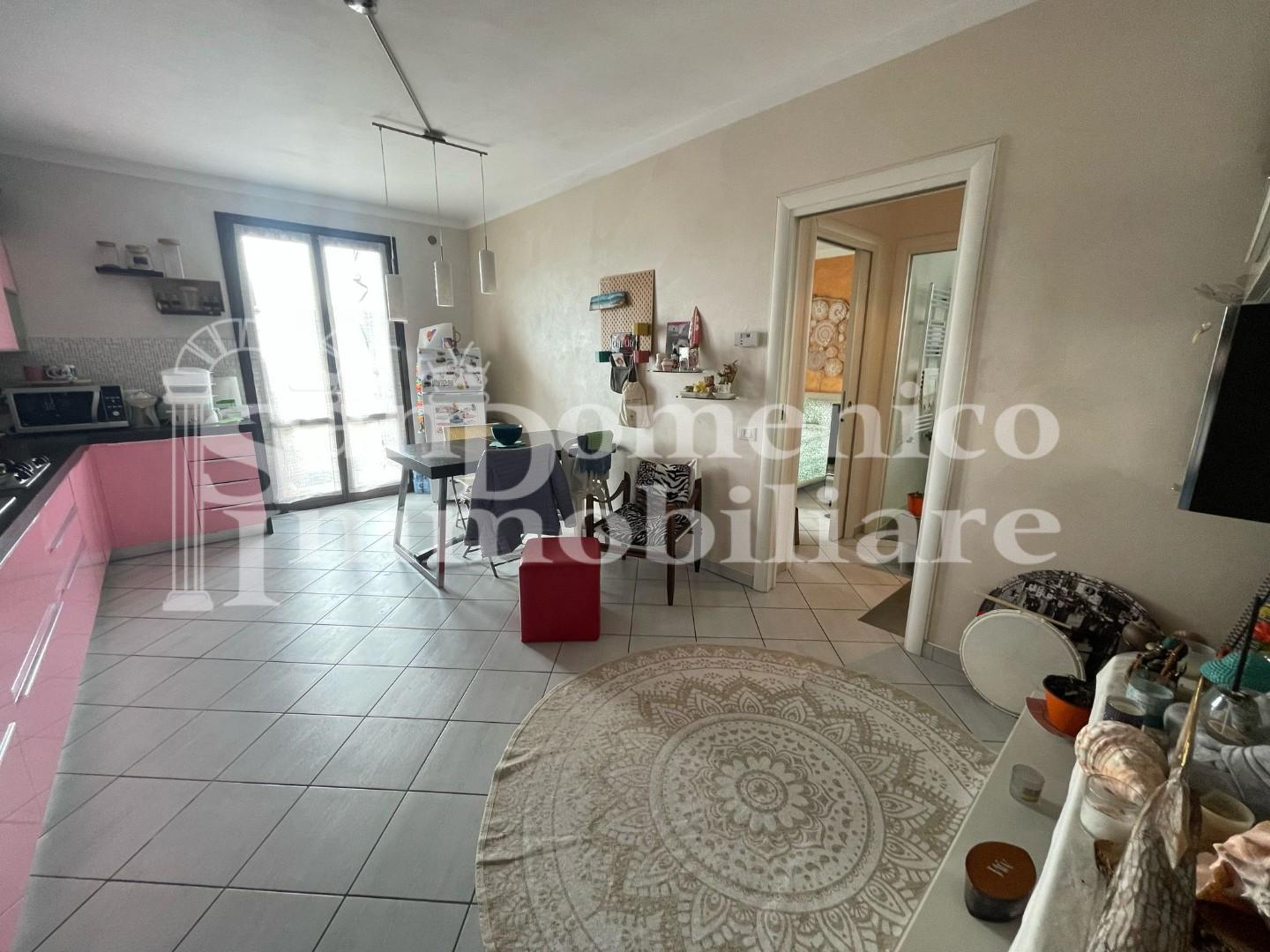 Bilocale con giardino, Cascina laiano