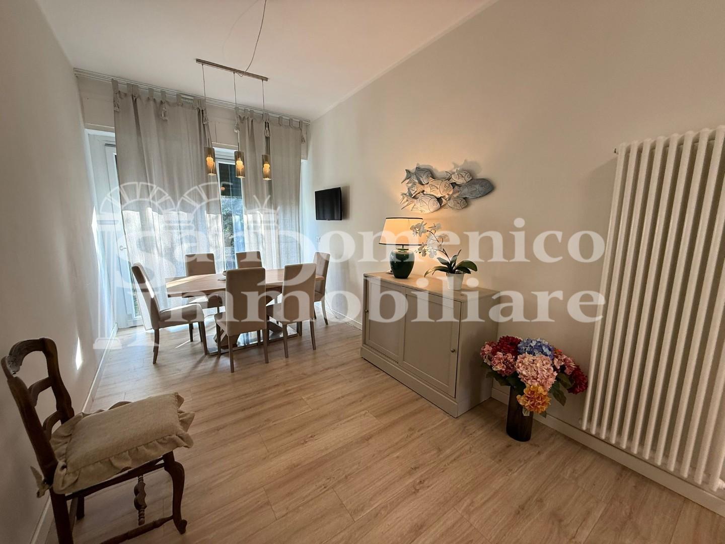 Villa con giardino, Pisa tirrenia