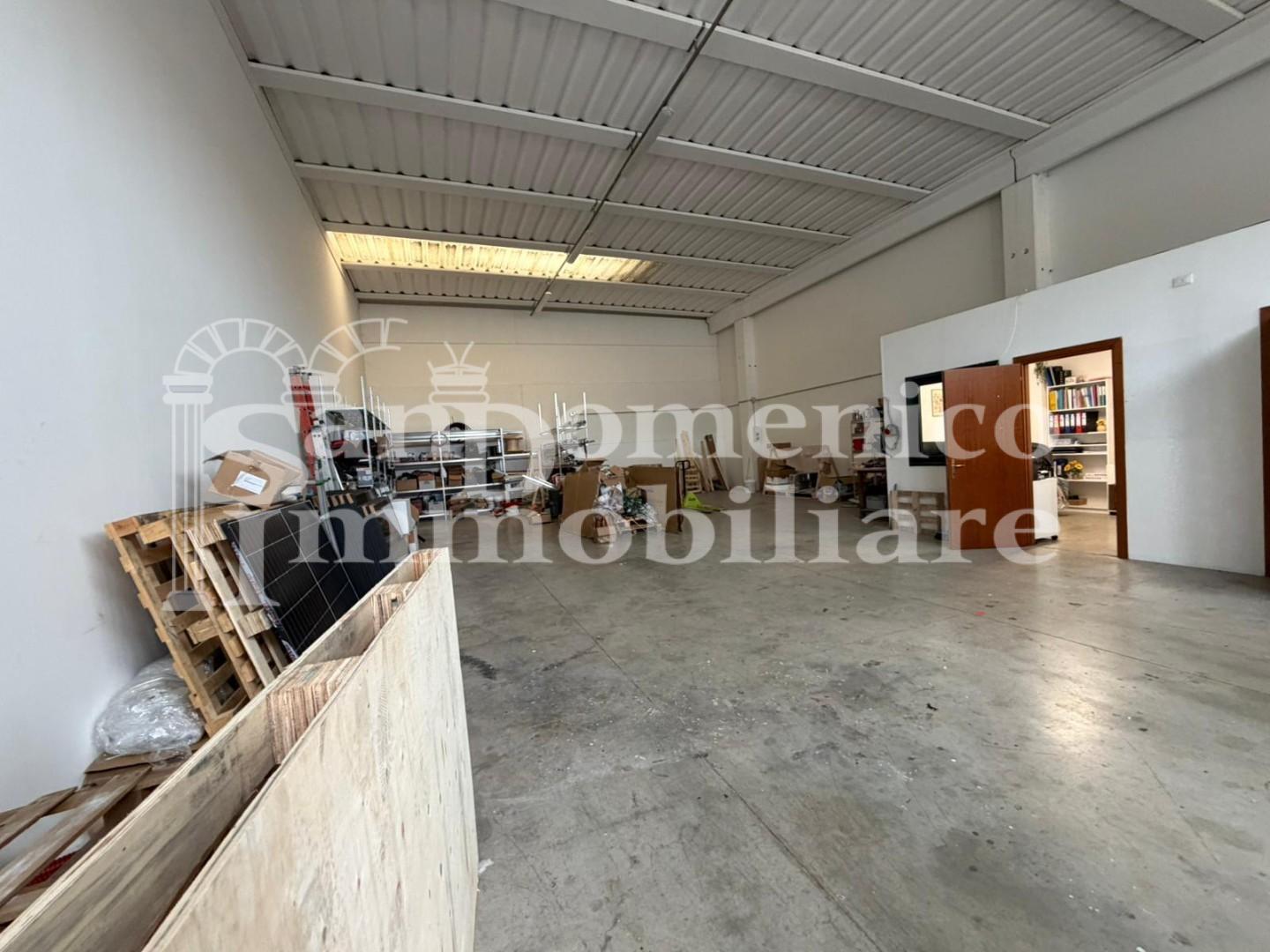 Capannone ristrutturata, Vicopisano lugnano