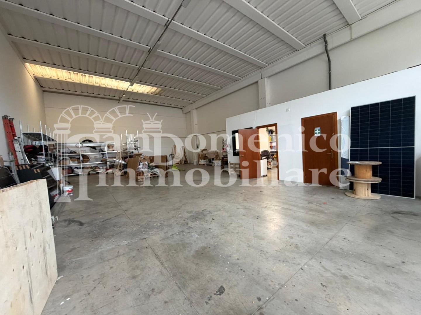 Capannone ristrutturata, Vicopisano lugnano