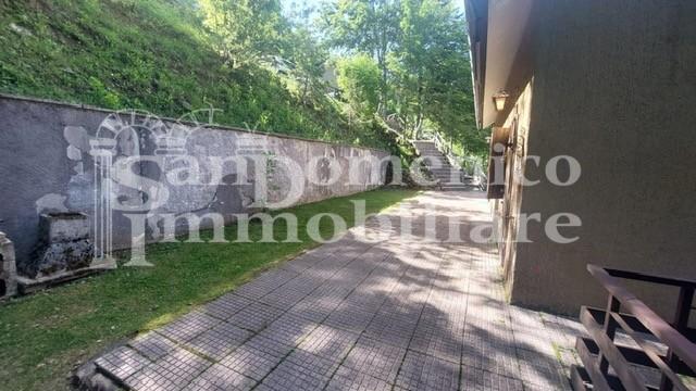 Villa Bifamiliare in vendita, Castiglione di Garfagnana casone di profecchia