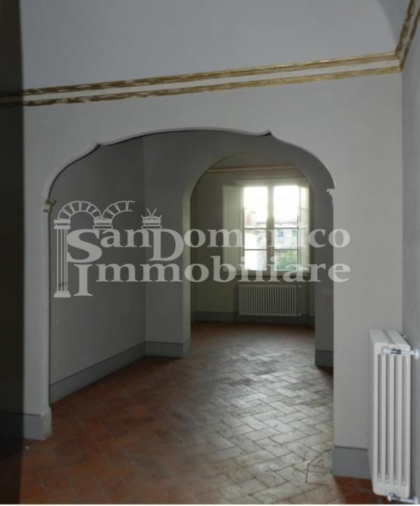 Trilocale ristrutturato a Cascina