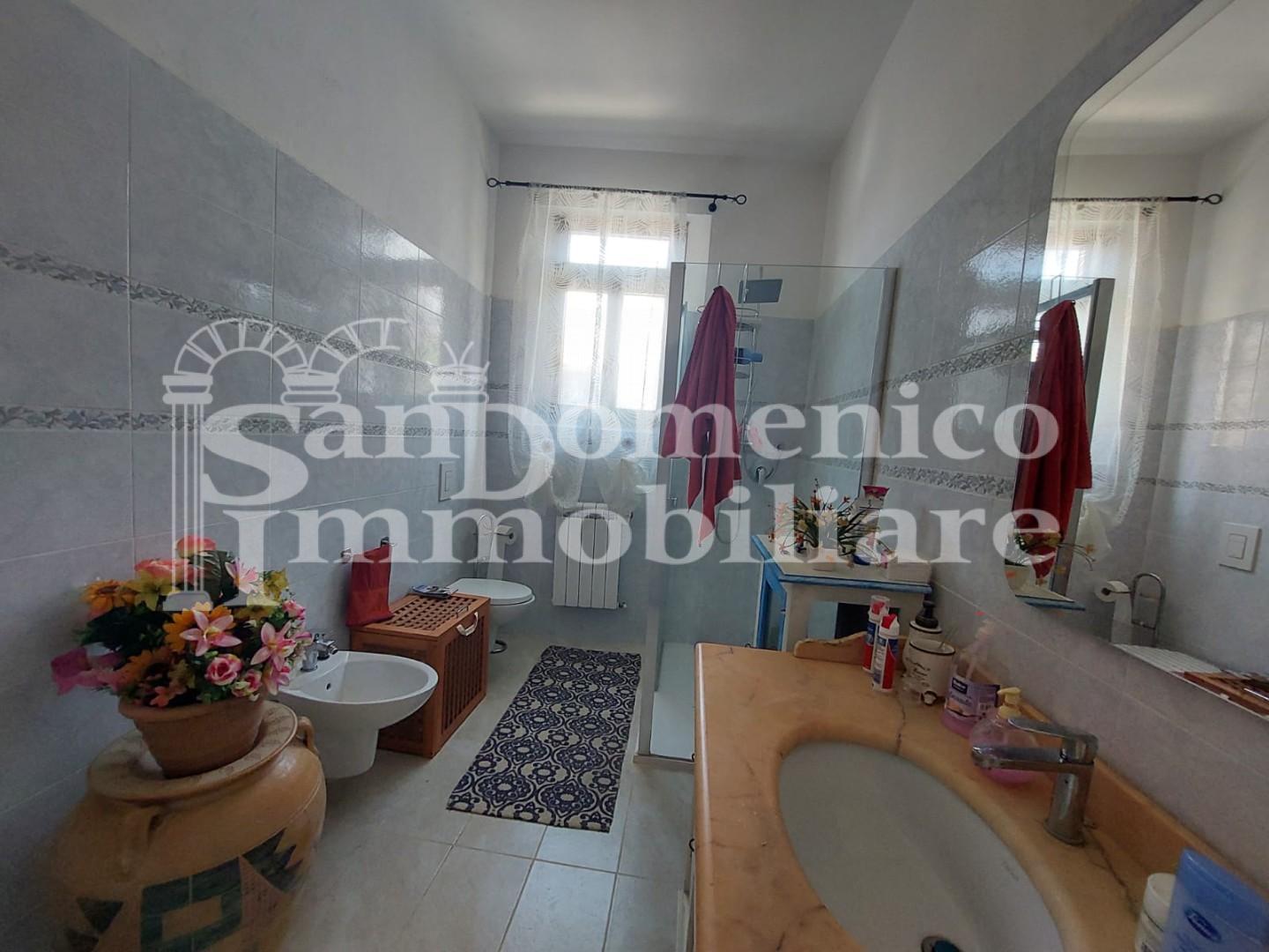 Casa indipendente con giardino, Calcinaia fornacette