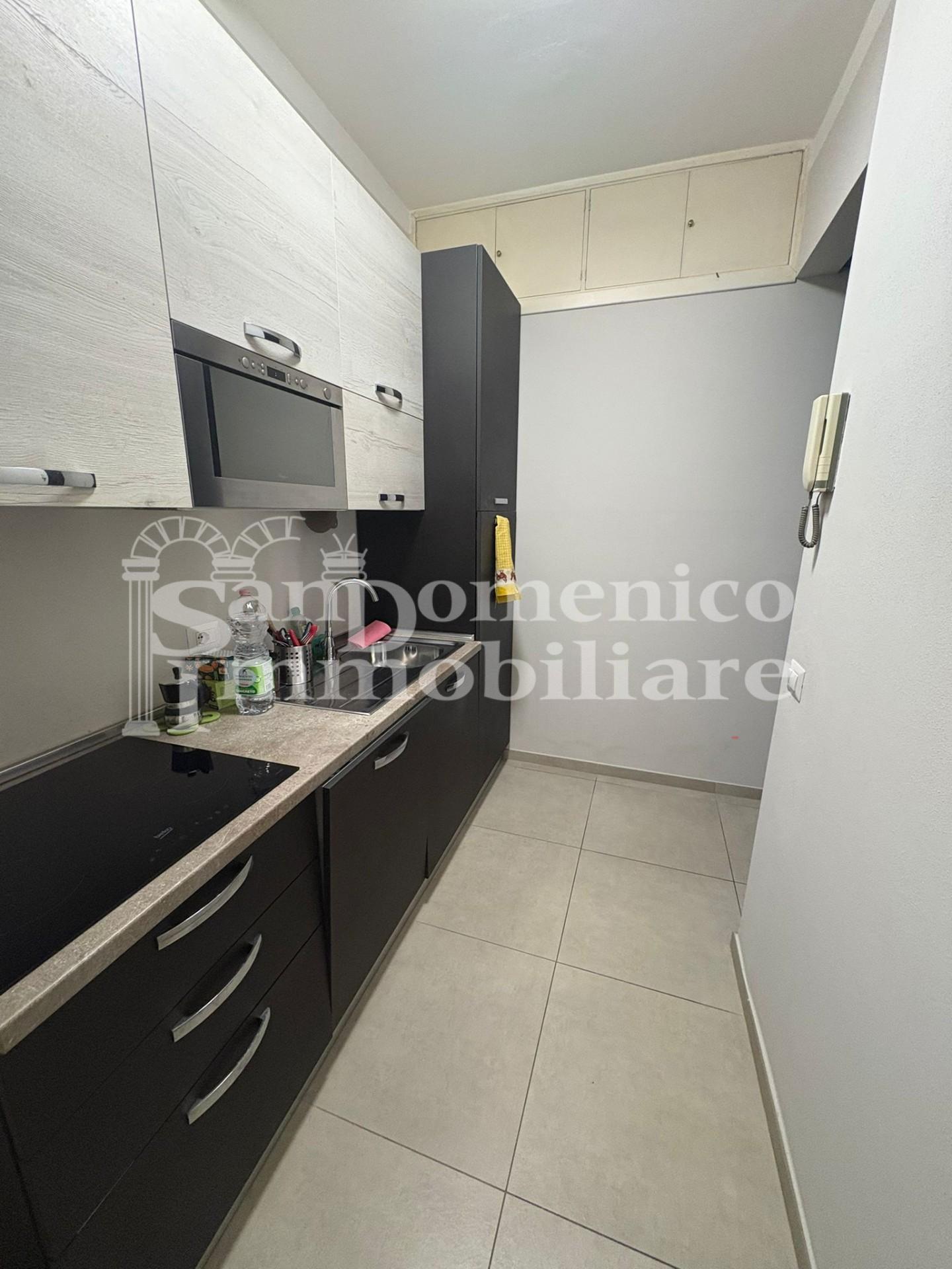 Monolocale arredato in affitto, Pontedera centro