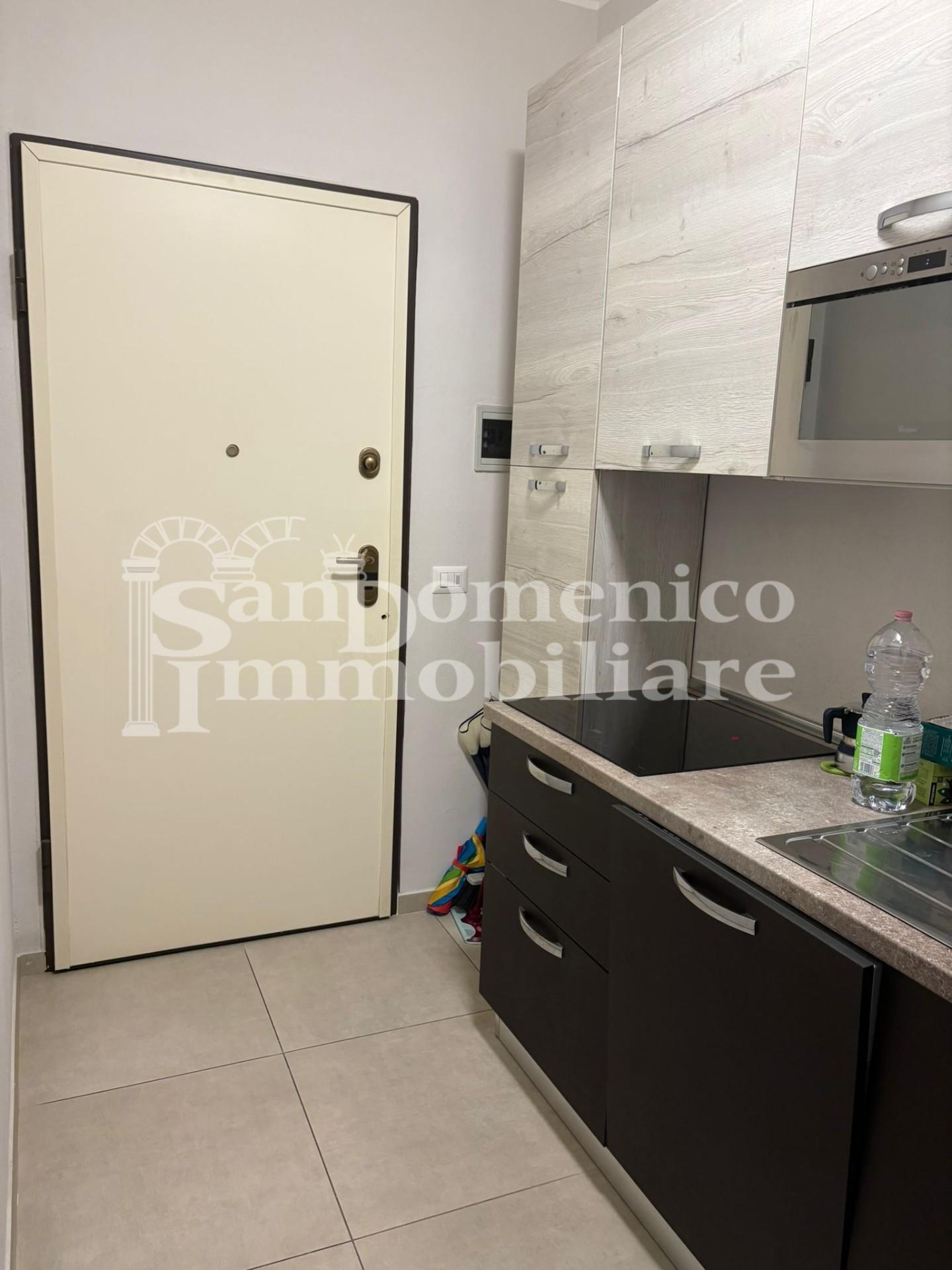 Monolocale arredato in affitto, Pontedera centro