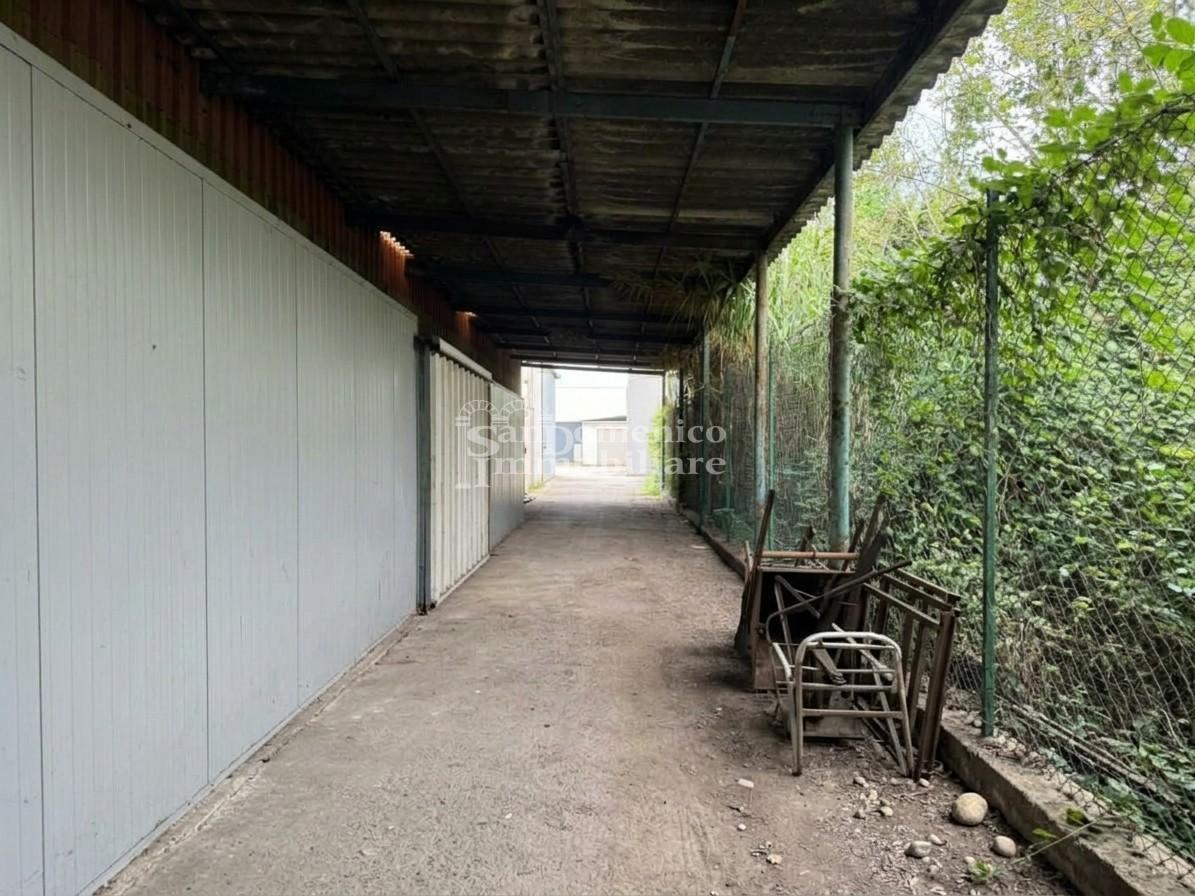Capannone in vendita, Pisa ospedaletto